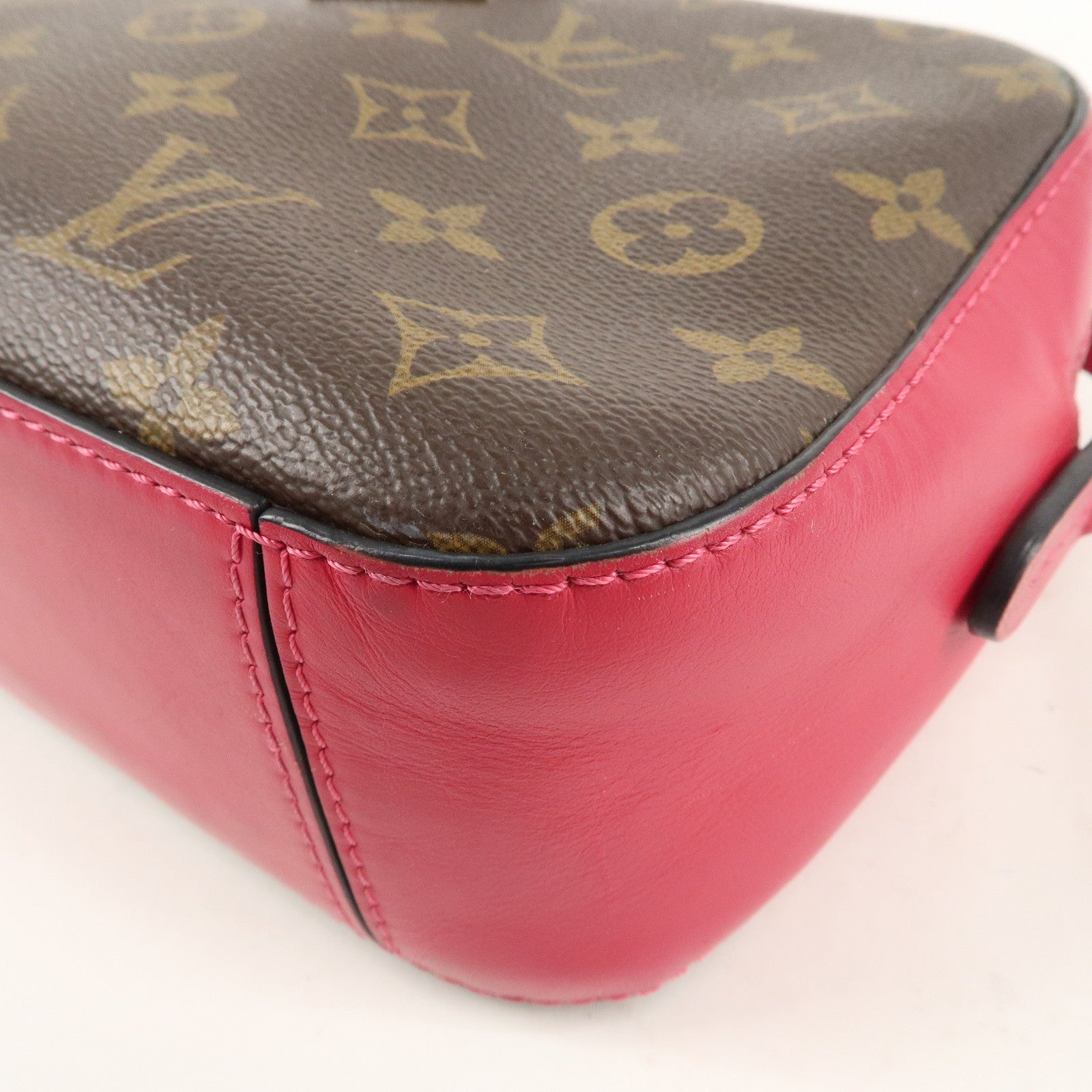 Louis Vuitton Monogram Saintonge Shoulder Bag Freesia M43557