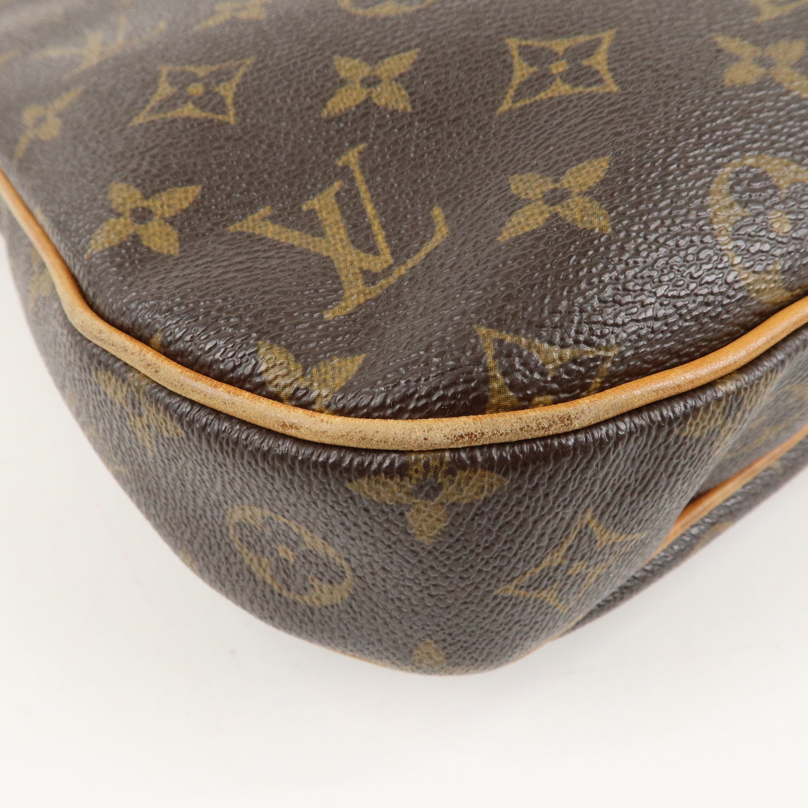 Louis Vuitton Monogram Odeon MM Crossbody Shoulder Bag M56389