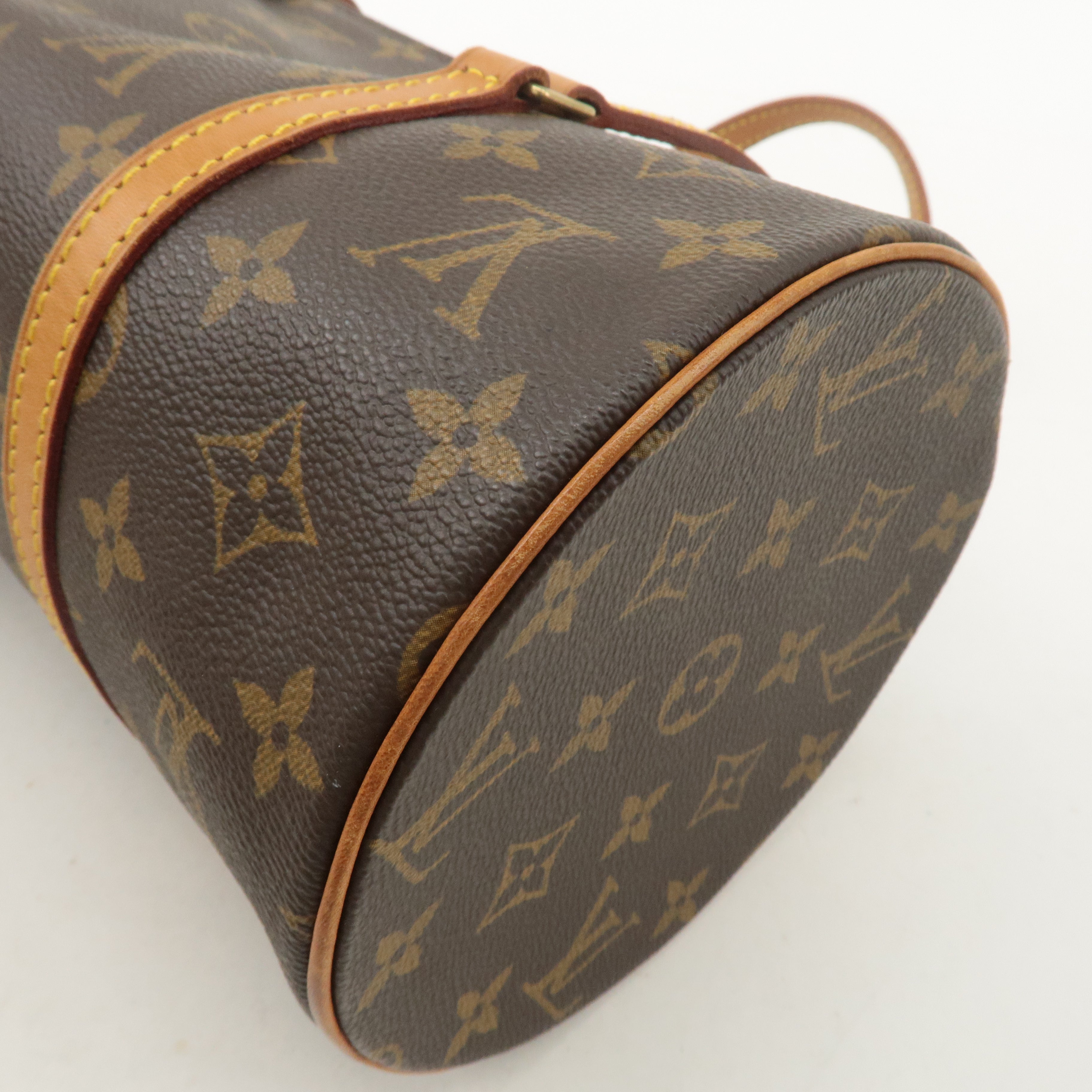 Louis Vuitton Monogram Papillon 30 Hand Bag 
Pouch Brown M51385