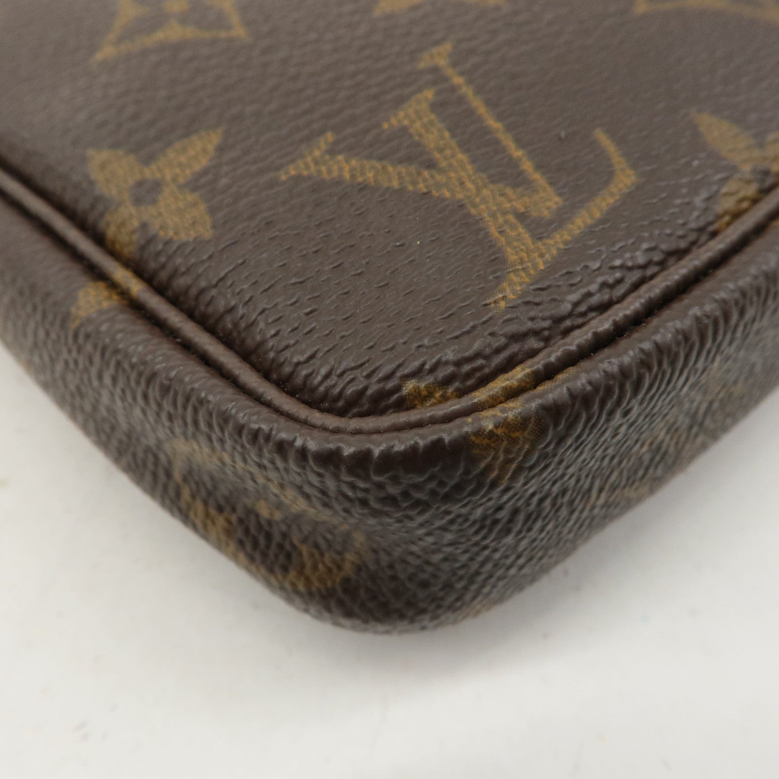 Louis Vuitton Monogram Pochette Accessoires Pouch M51980