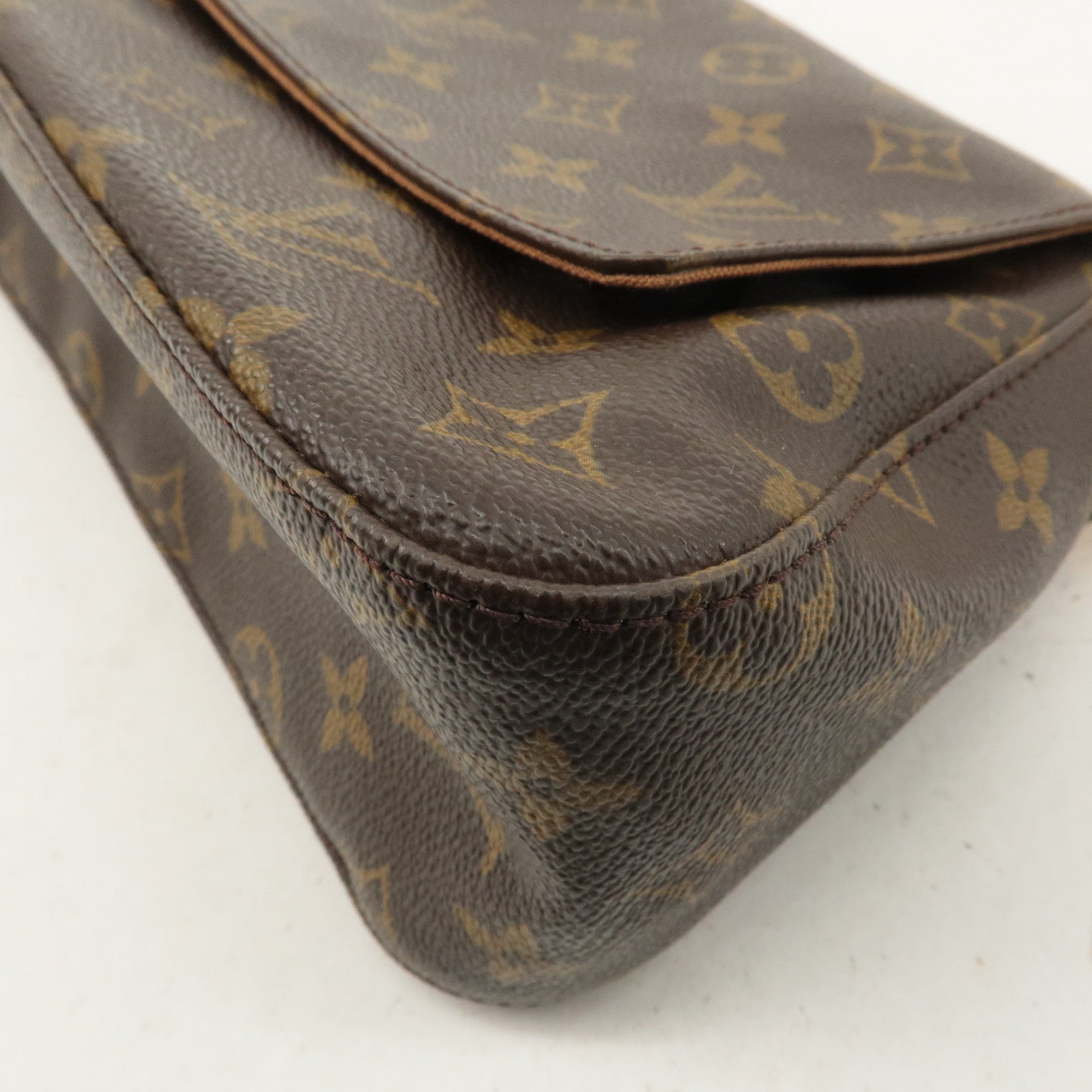 Louis Vuitton Monogram Mini Looping Shoulder Bag Hand Bag M51147