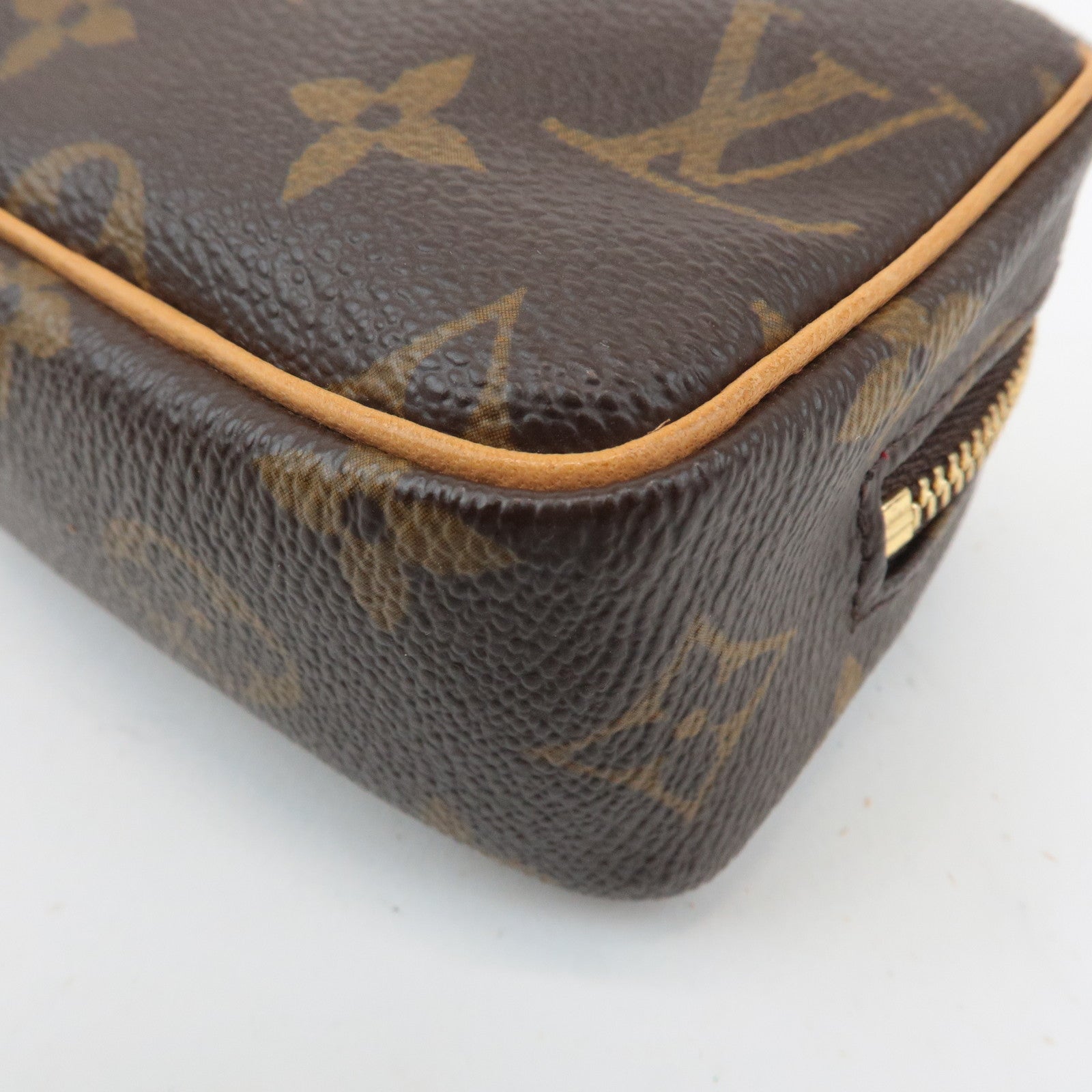 Louis Vuitton Monogram Trousse Wapity Pouch Camera Case M58030