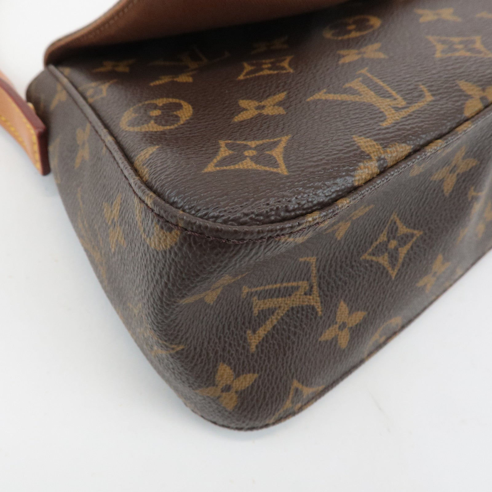 Louis Vuitton Monogram Mini Looping Shoulder Bag Hand Bag M51147