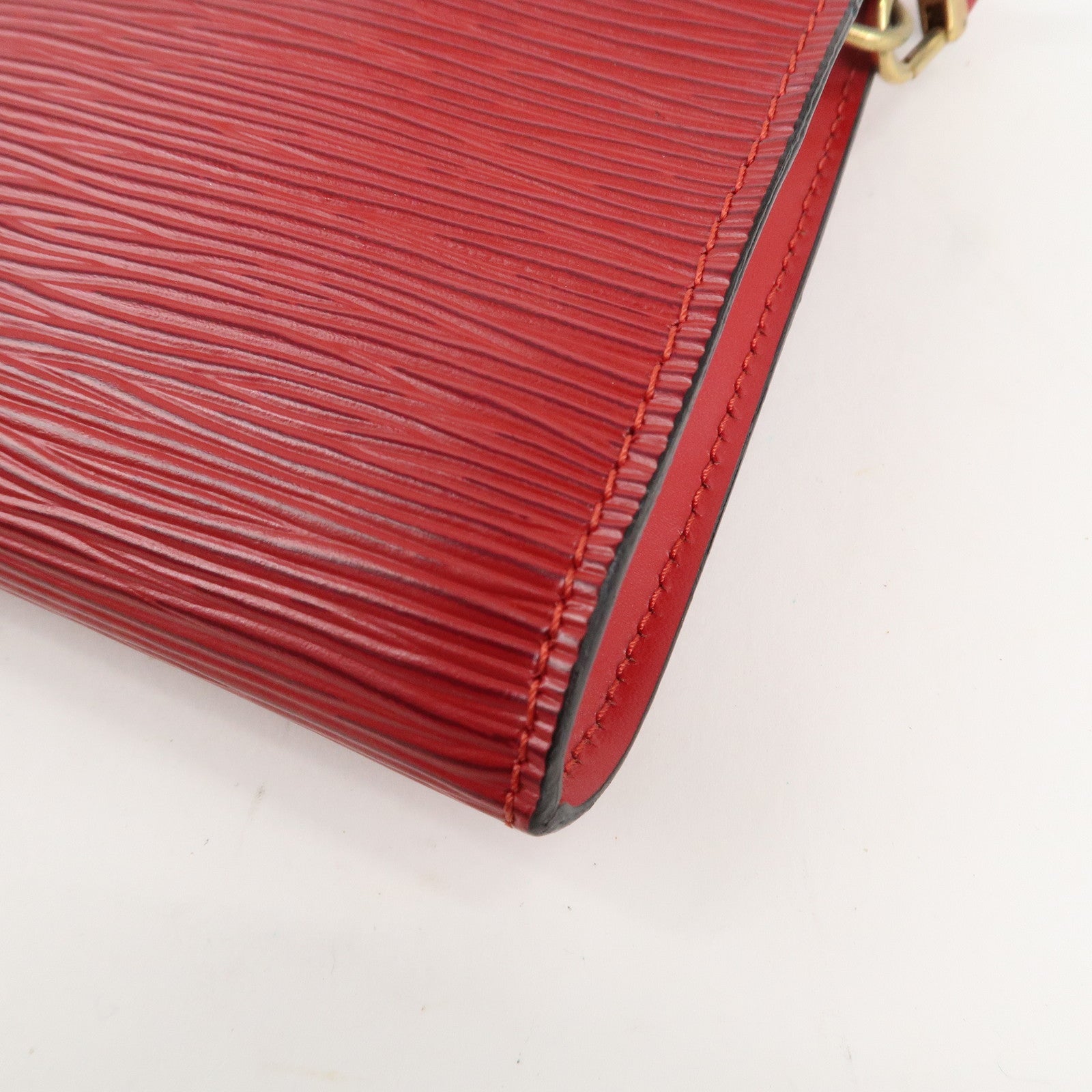 Louis Vuitton Epi Pochette Accessoires Pouch Castilian Red M52947 Used