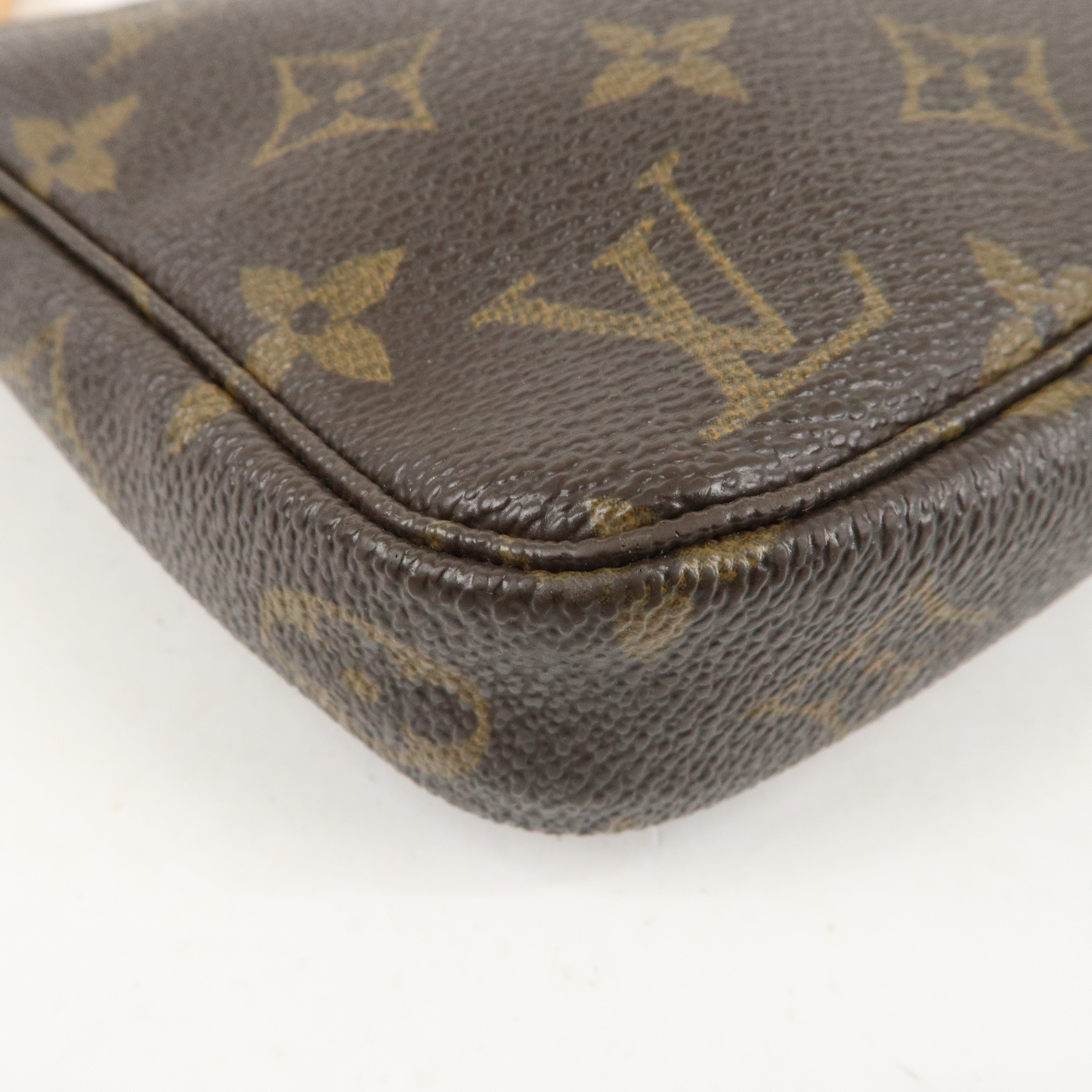 Louis Vuitton Monogram Pochette Accessoires Pouch M51980