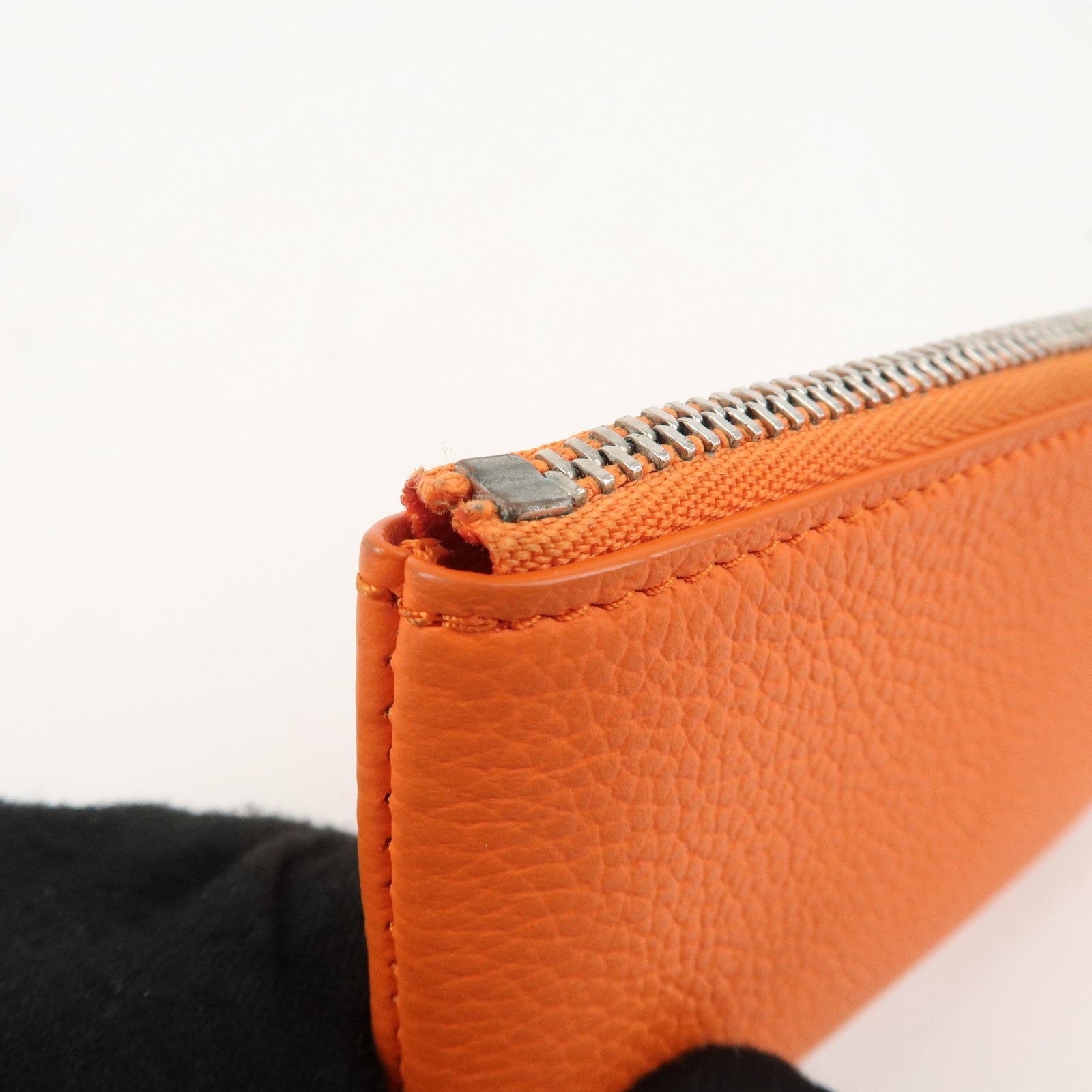 Louis Vuitton Aerogram Pochette Cles Coin Case Orange M81032