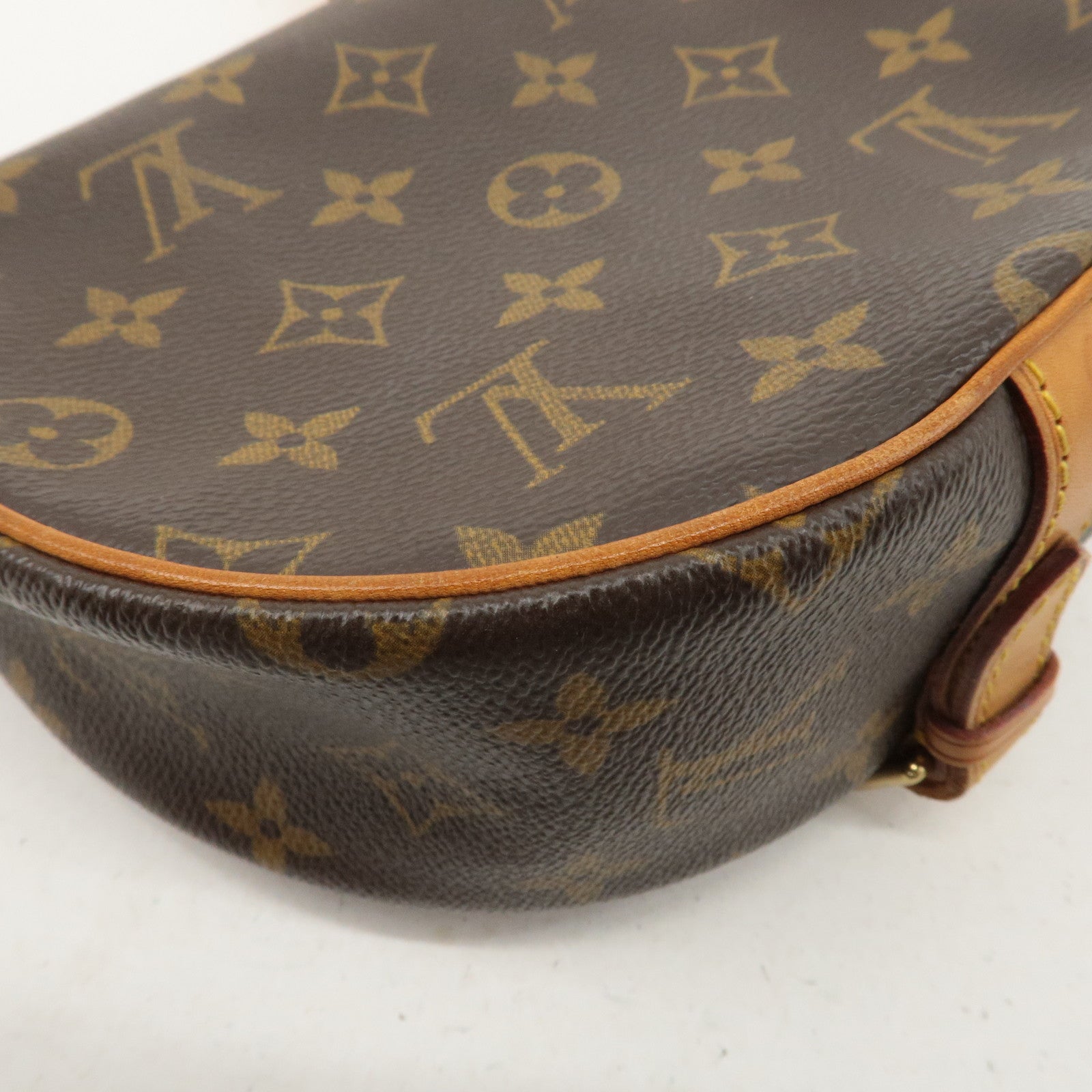 Louis Vuitton Monogram Tambourine Shoulder Bag Brown M51179