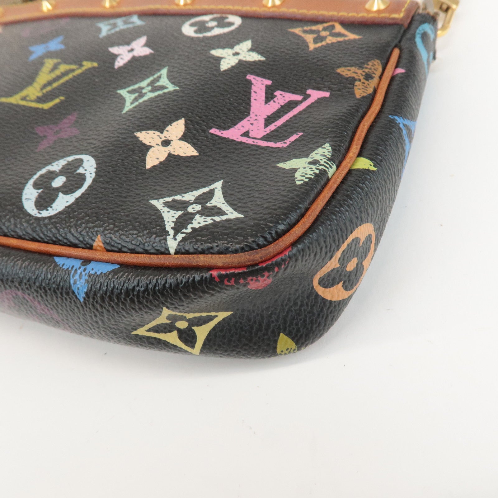 Louis Vuitton Monogram MultiColor Pochette Accessoires Noir M92648 Used