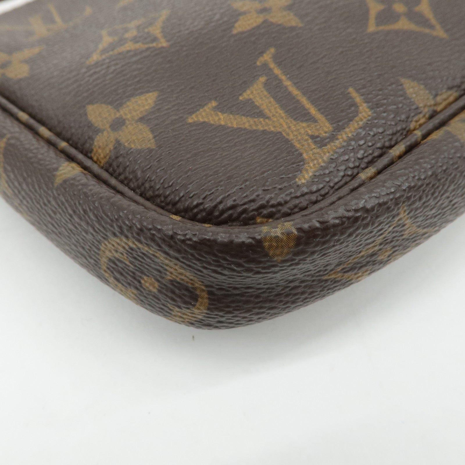 Louis Vuitton Monogram Pochette Accessoires Pouch M51980