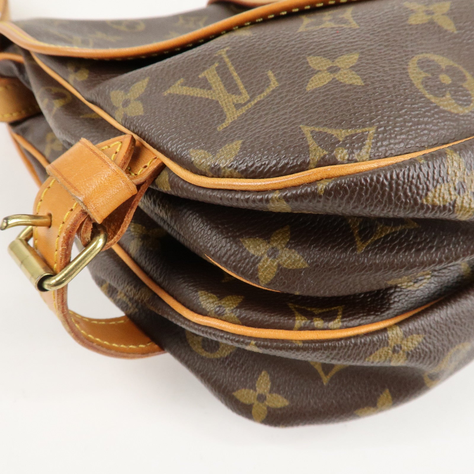 Louis Vuitton Monogram Saumur 30 Crossbody Bag Brown M42256 Used