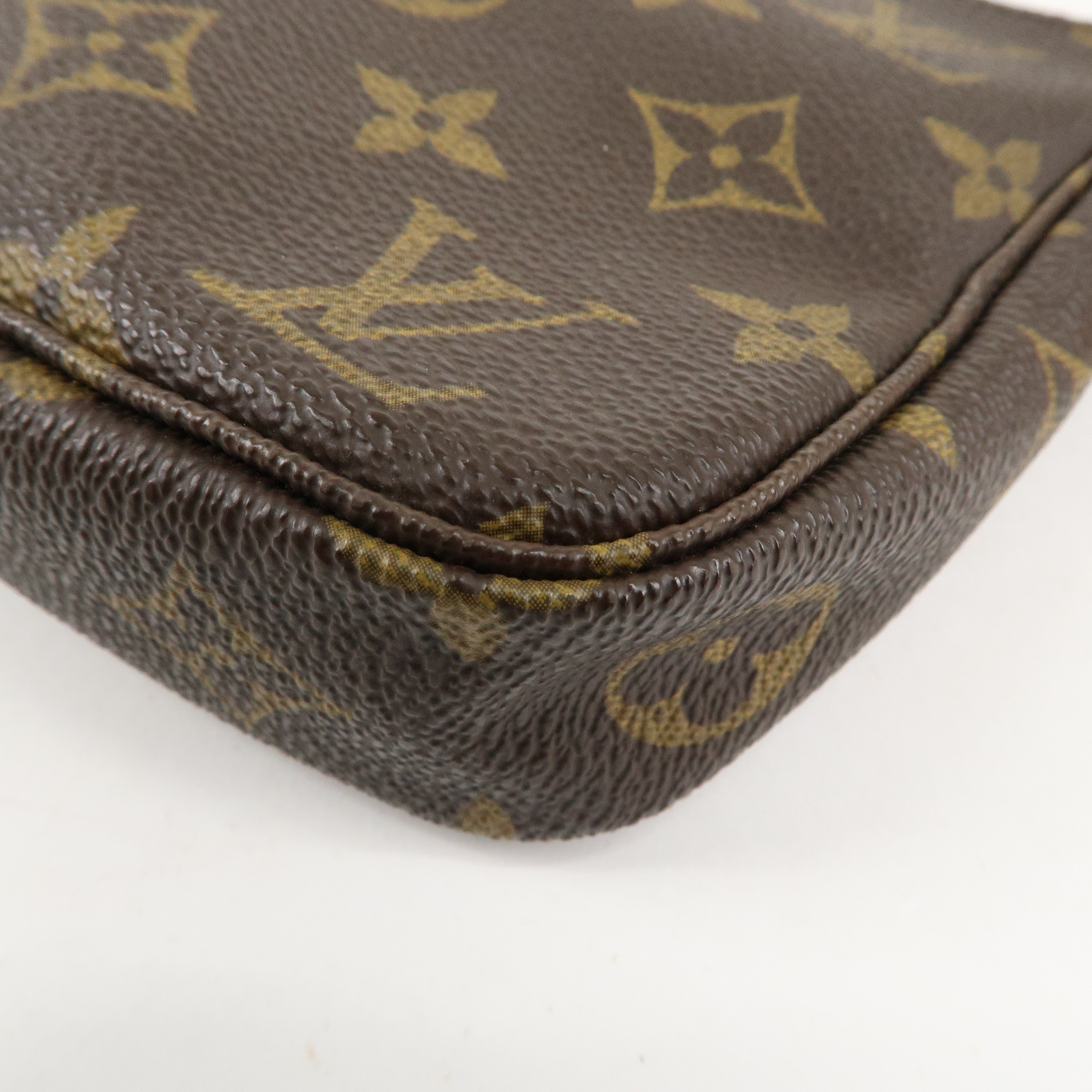 Louis Vuitton Monogram Pochette Accessoires Pouch M51980