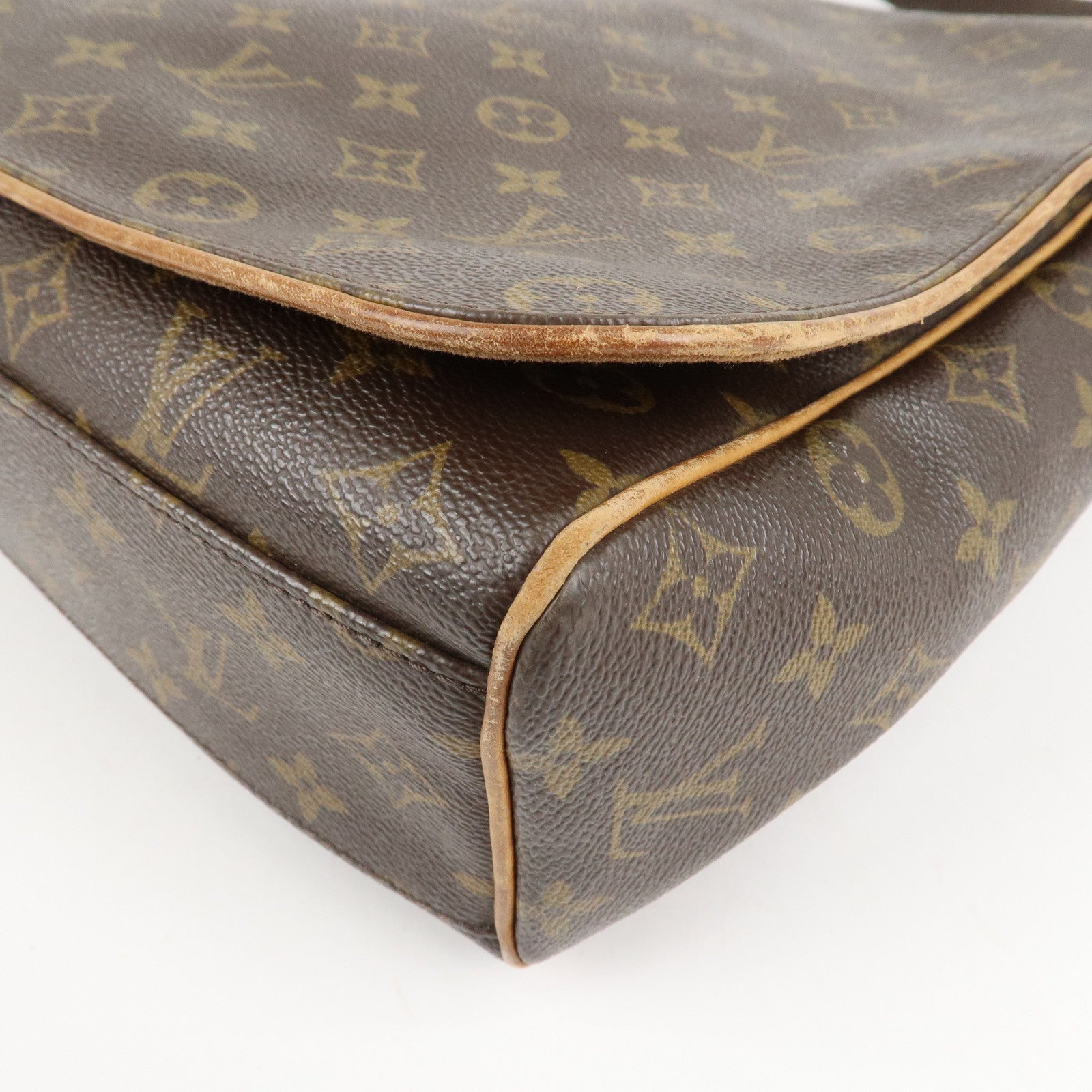 Louis Vuitton Monogram Abbesses Messenger Bag Hand Bag M45257