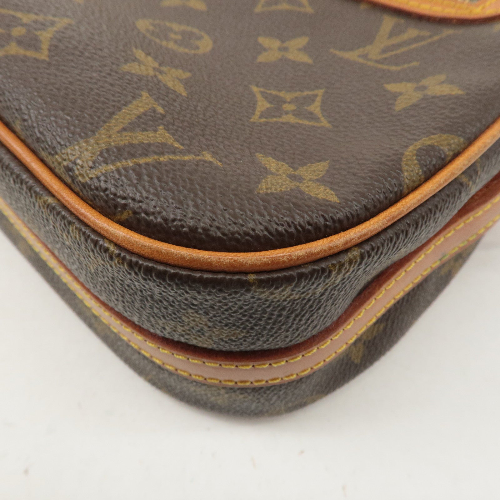 Louis Vuitton Monogram Senlis Shoulder Bag Crossbody Bag M51222