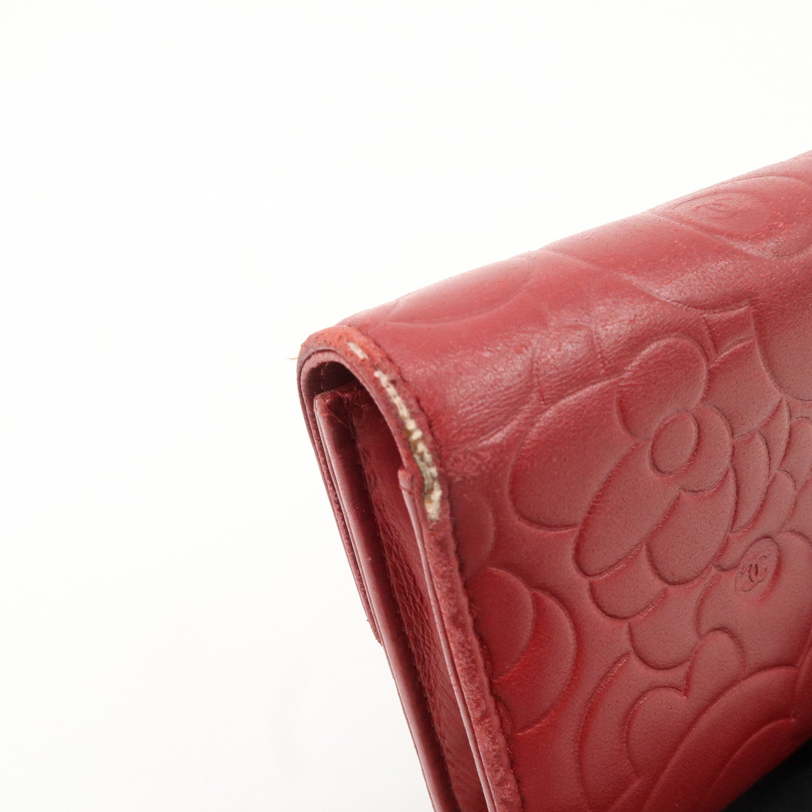 CHANEL Camelia Lamb Skin Bi-fold Long Wallet Red