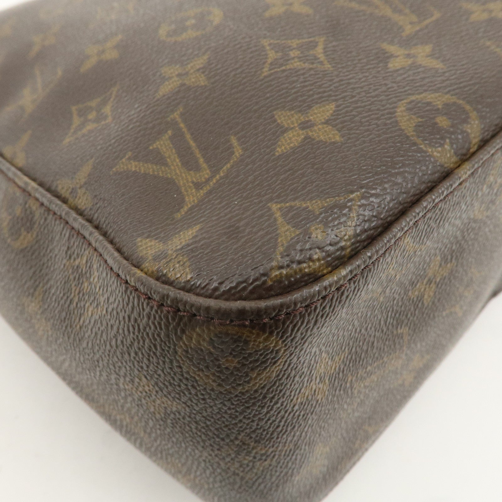 Louis Vuitton Monogram Looping GM Shoulder Bag M51145