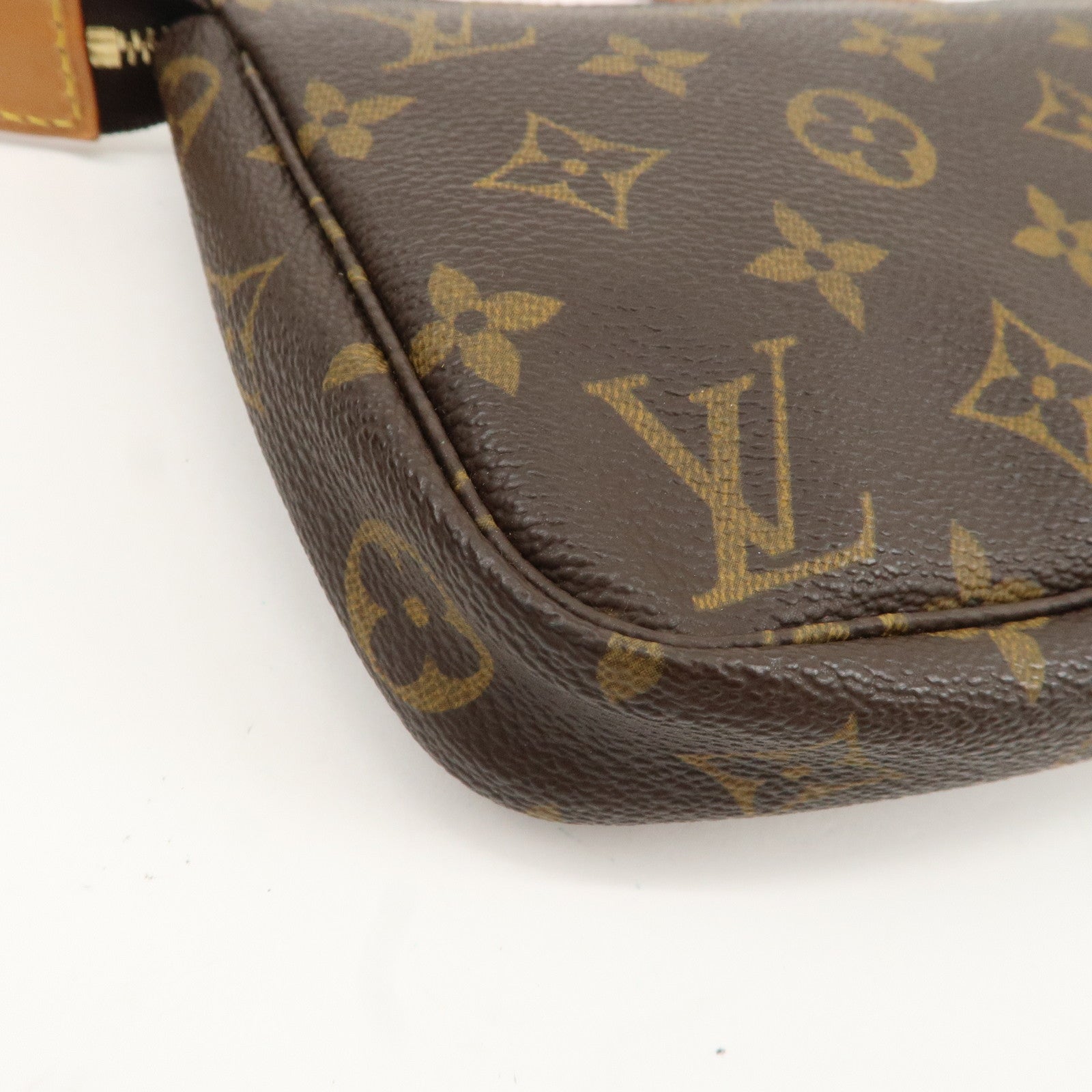 Louis Vuitton Monogram Pochette Accessoires Pouch M51980