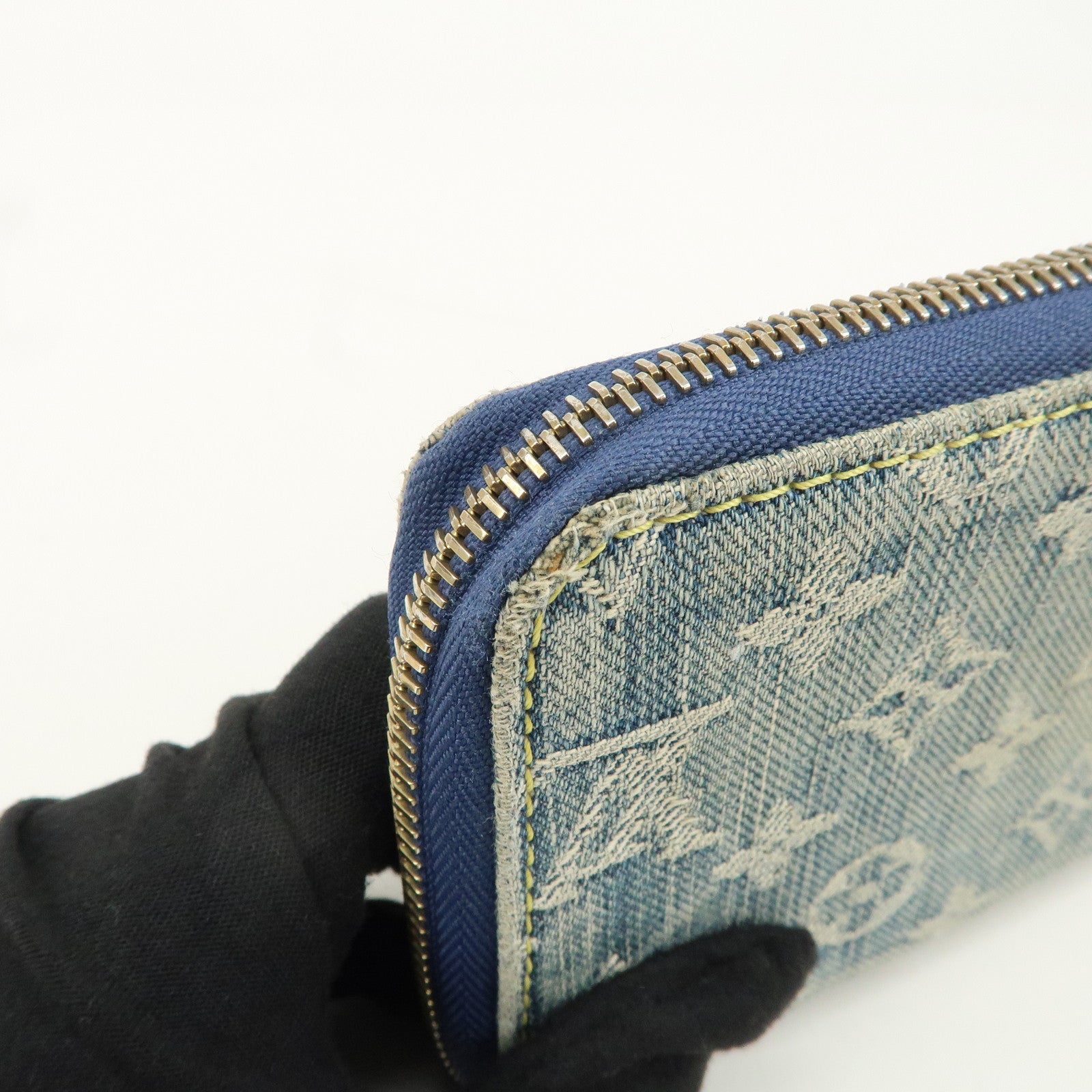 Louis Vuitton Monogram Denim Zippy Wallet M95341 Blue