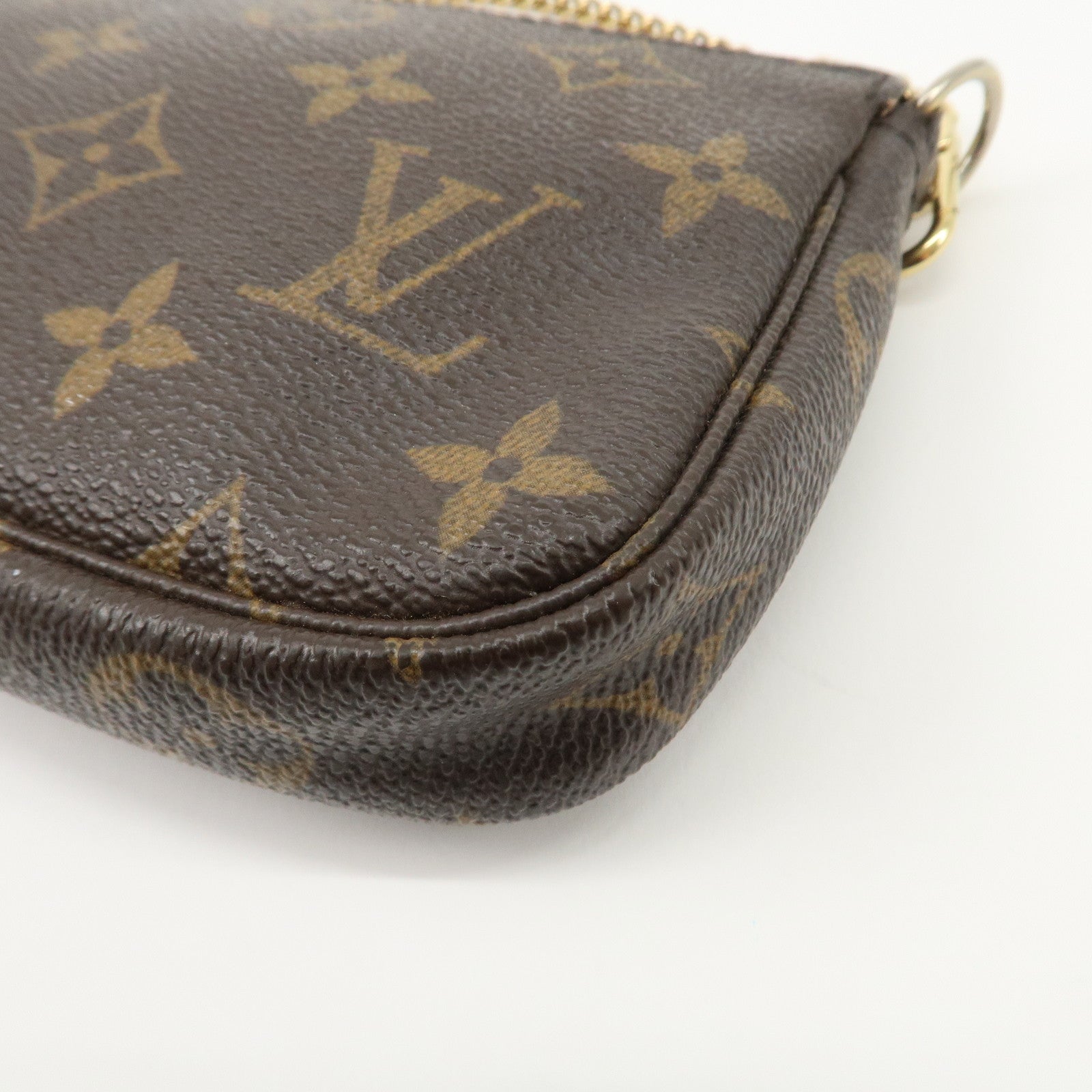 Louis Vuitton Monogram Mini Pochette Accessoires Pouch M58009 Used