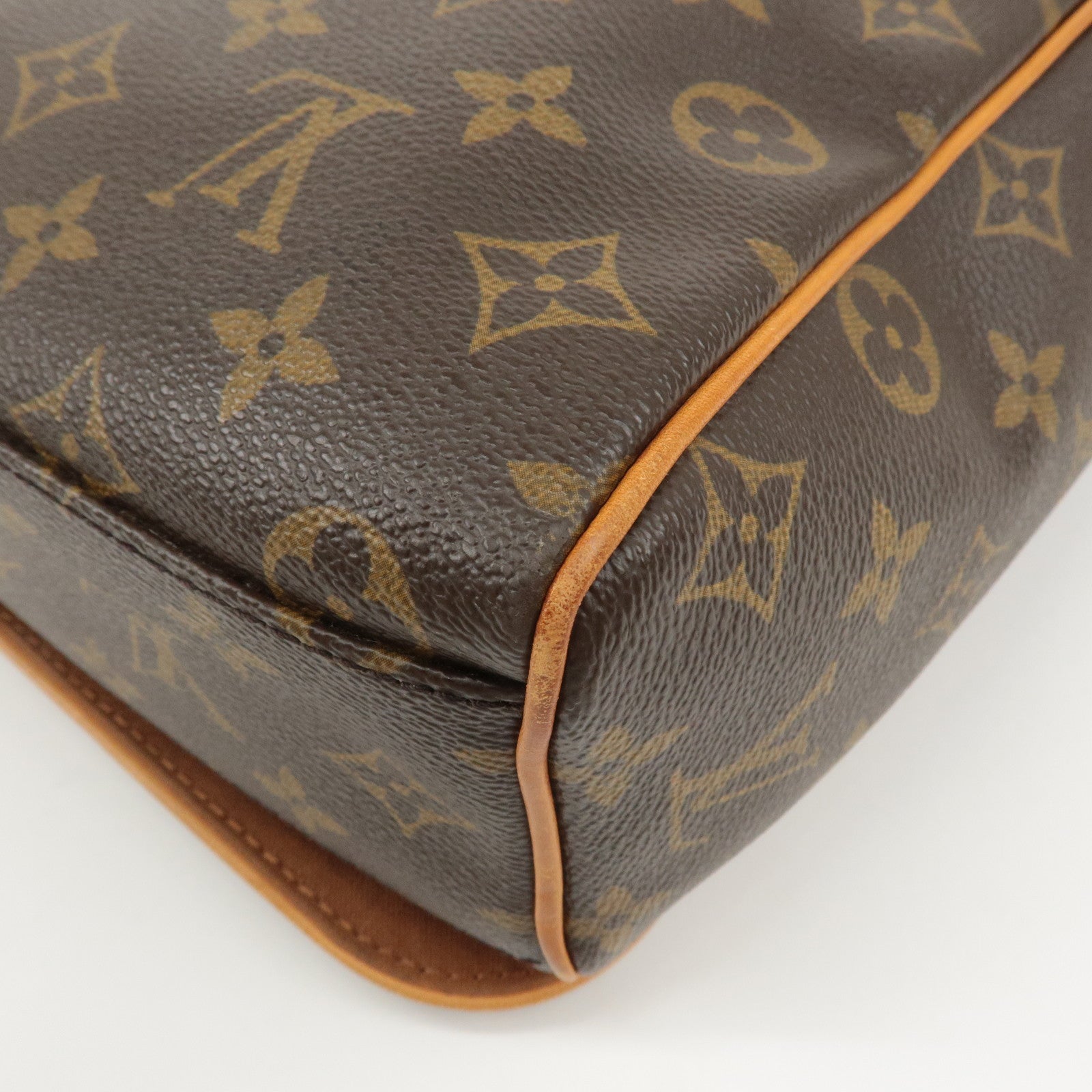 Louis Vuitton Monogram Abbesses Messenger Bag Hand Bag M45257