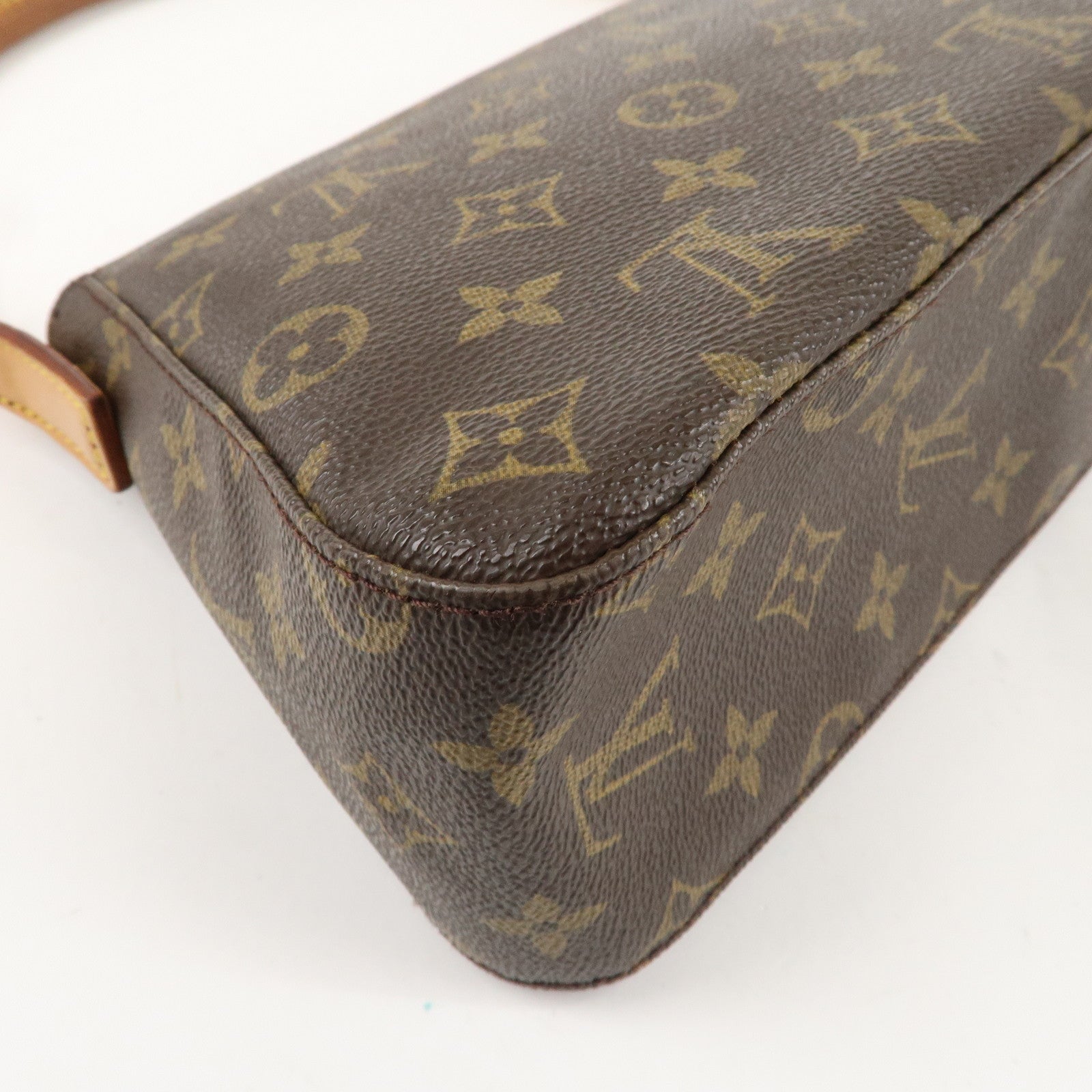 Louis Vuitton Monogram Mini Looping Shoulder Bag Hand Bag M51147