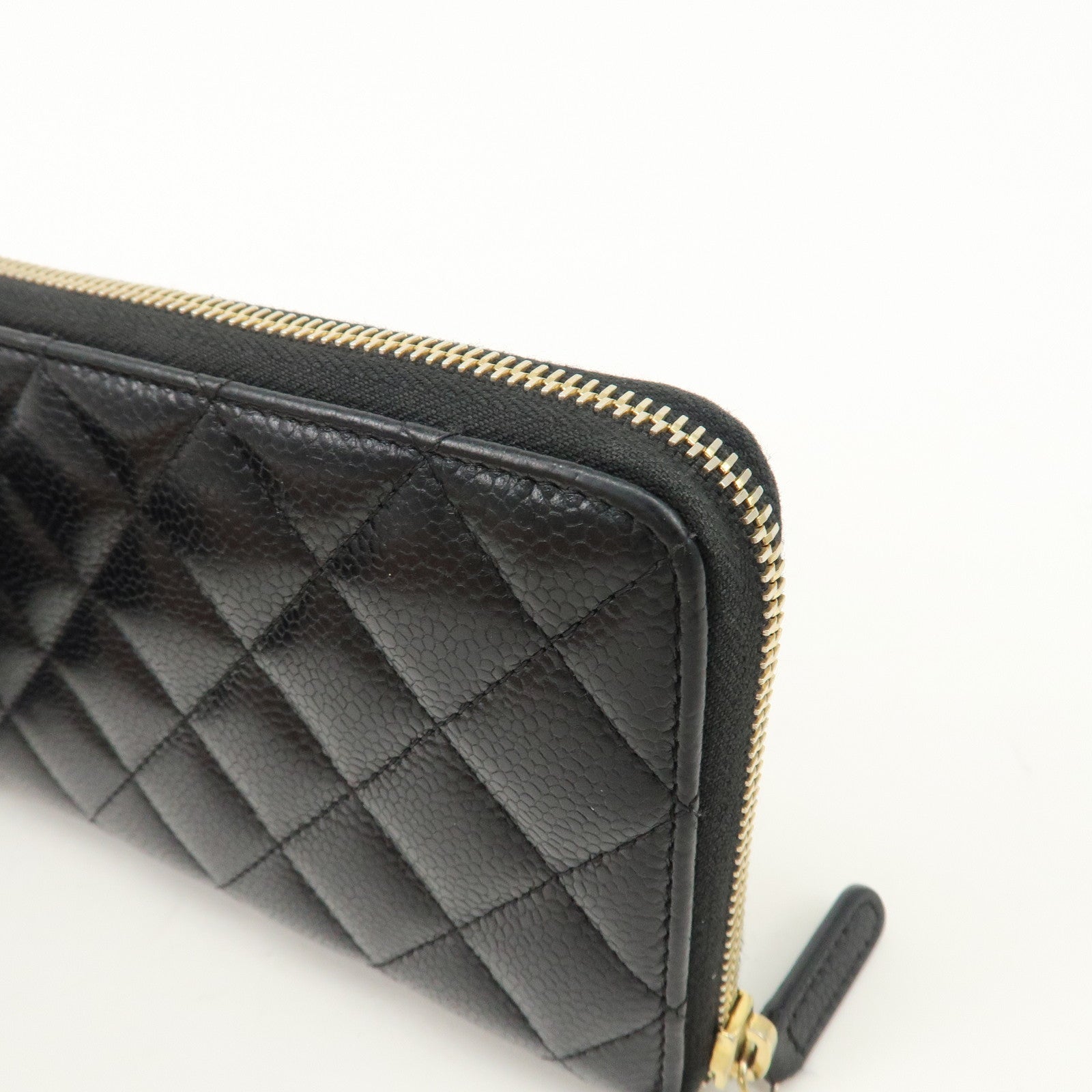 CHANEL Matelasse Caviar Skin Round Zippy Long Wallet Black A50097