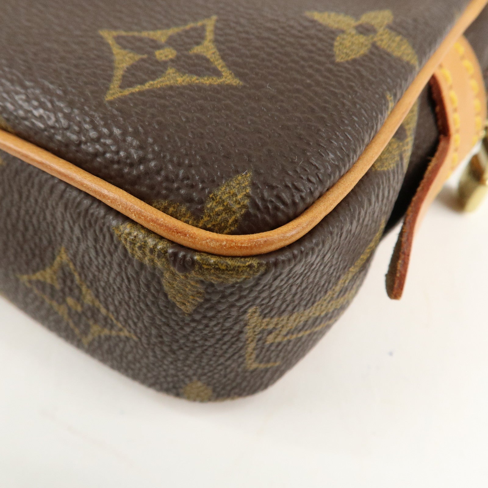 Louis Vuitton Monogram Pochette Marly Bandouliere M51828 Used