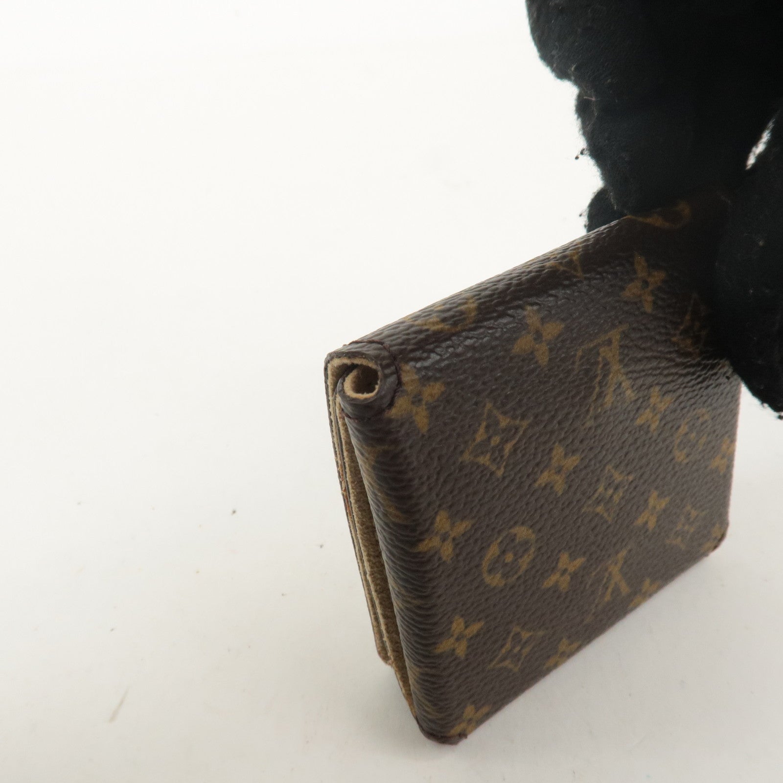 Louis Vuitton Monogram Canvas Jewelry Case for Necklace Brown