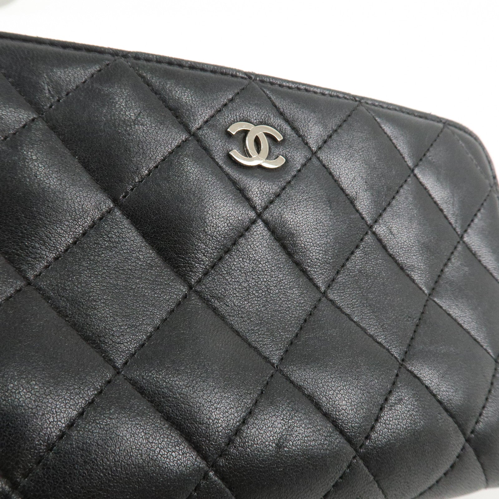 CHANEL Matelasse Lamb Skin Pouch Cosmetic Pouch Black Used