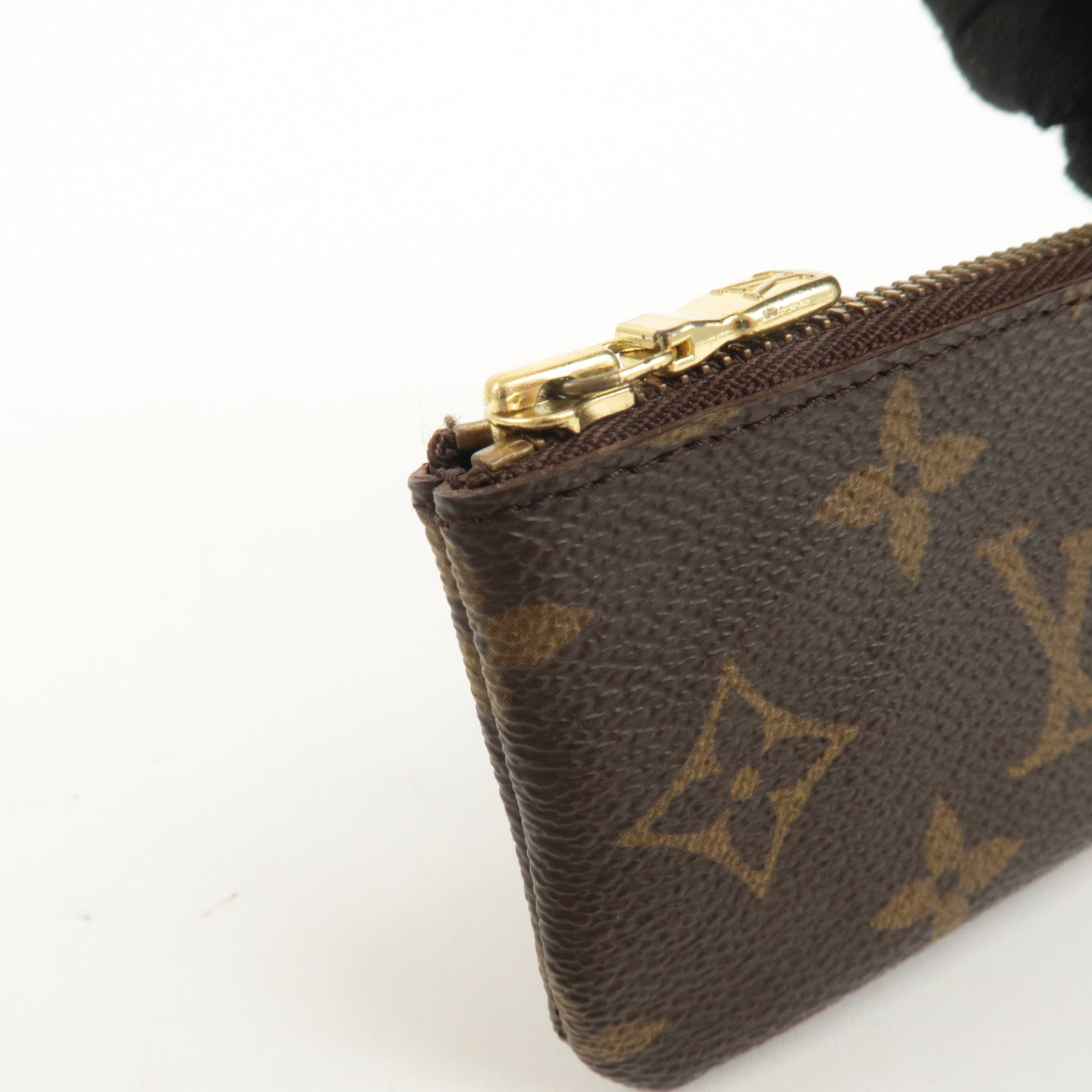 Louis Vuitton Monogram Pochette Cles Coin Case Key Case M62650