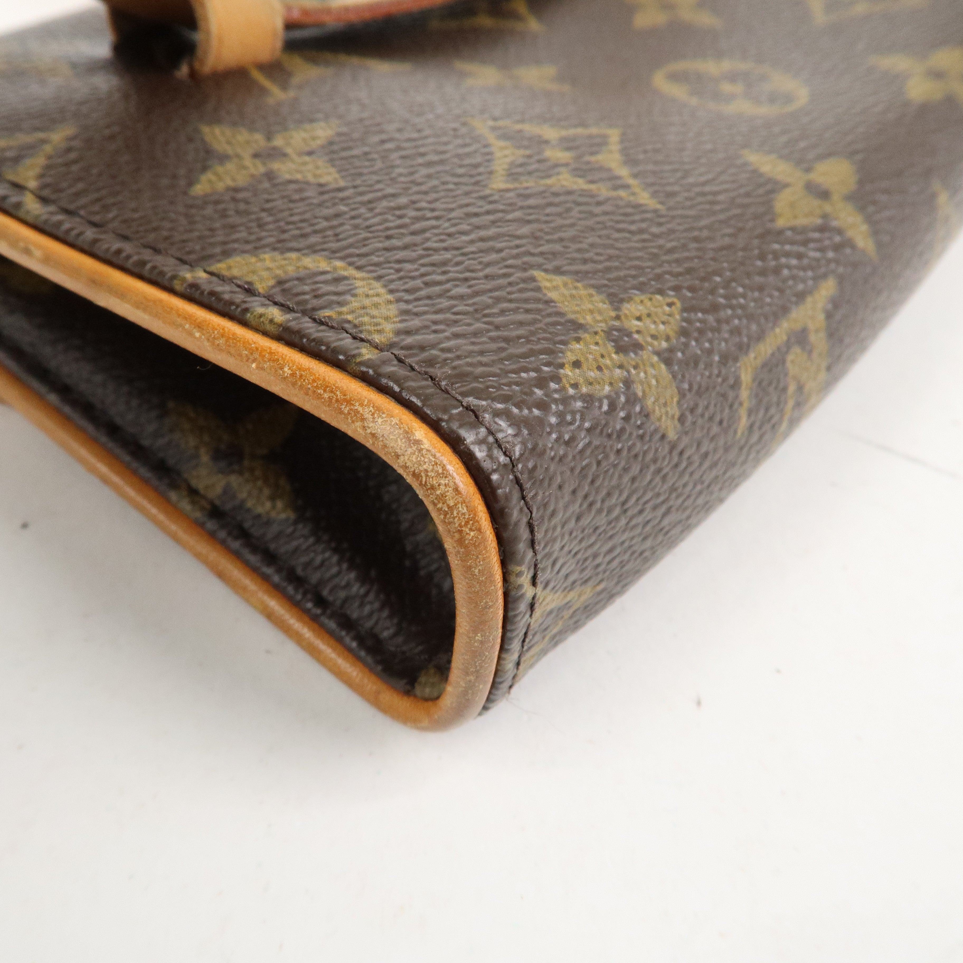 Louis Vuitton Monogram Pochette Florentine WaistBag Belt XS M51855