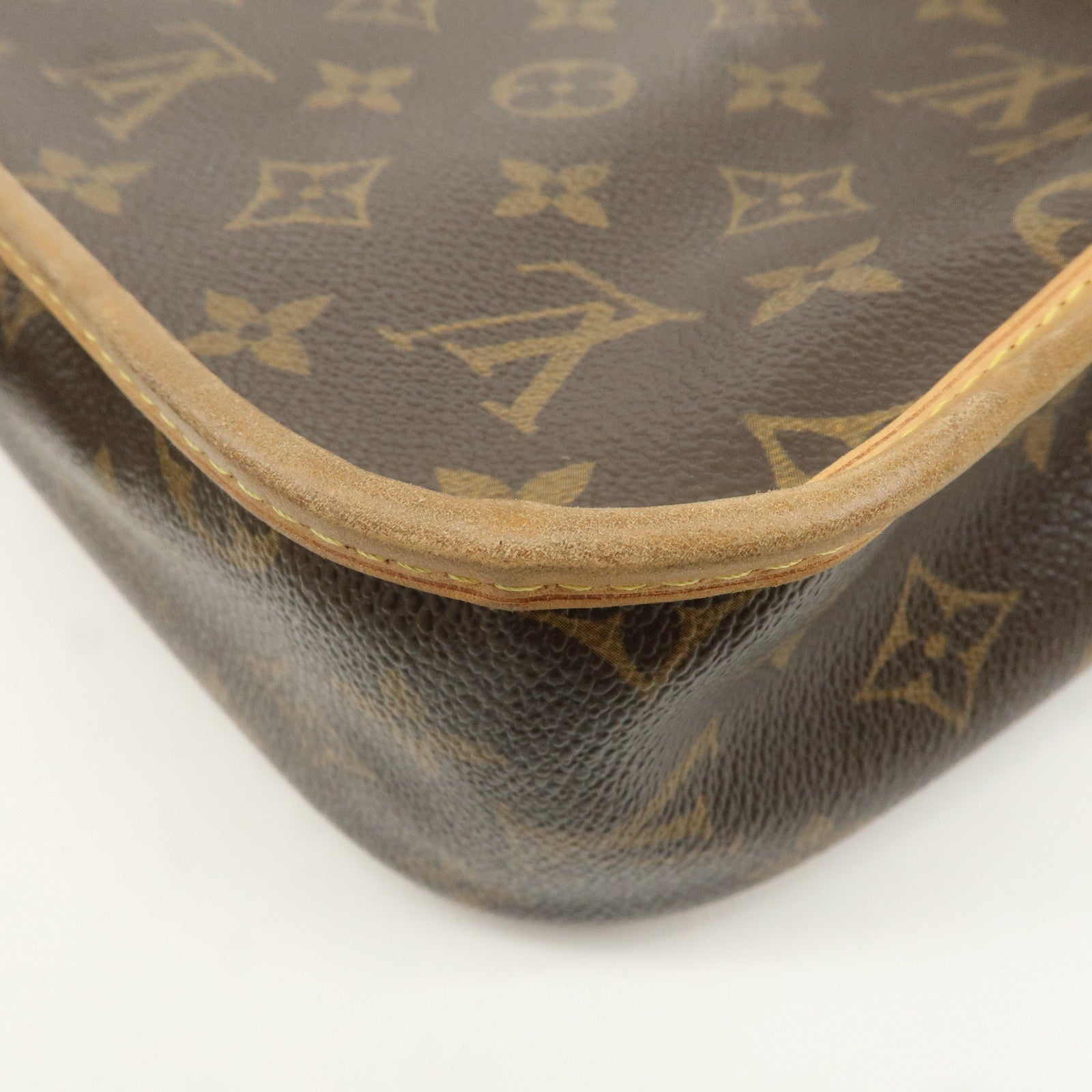 Louis Vuitton Monogram Messenger Bosphore PM Shoulder Bag M40106