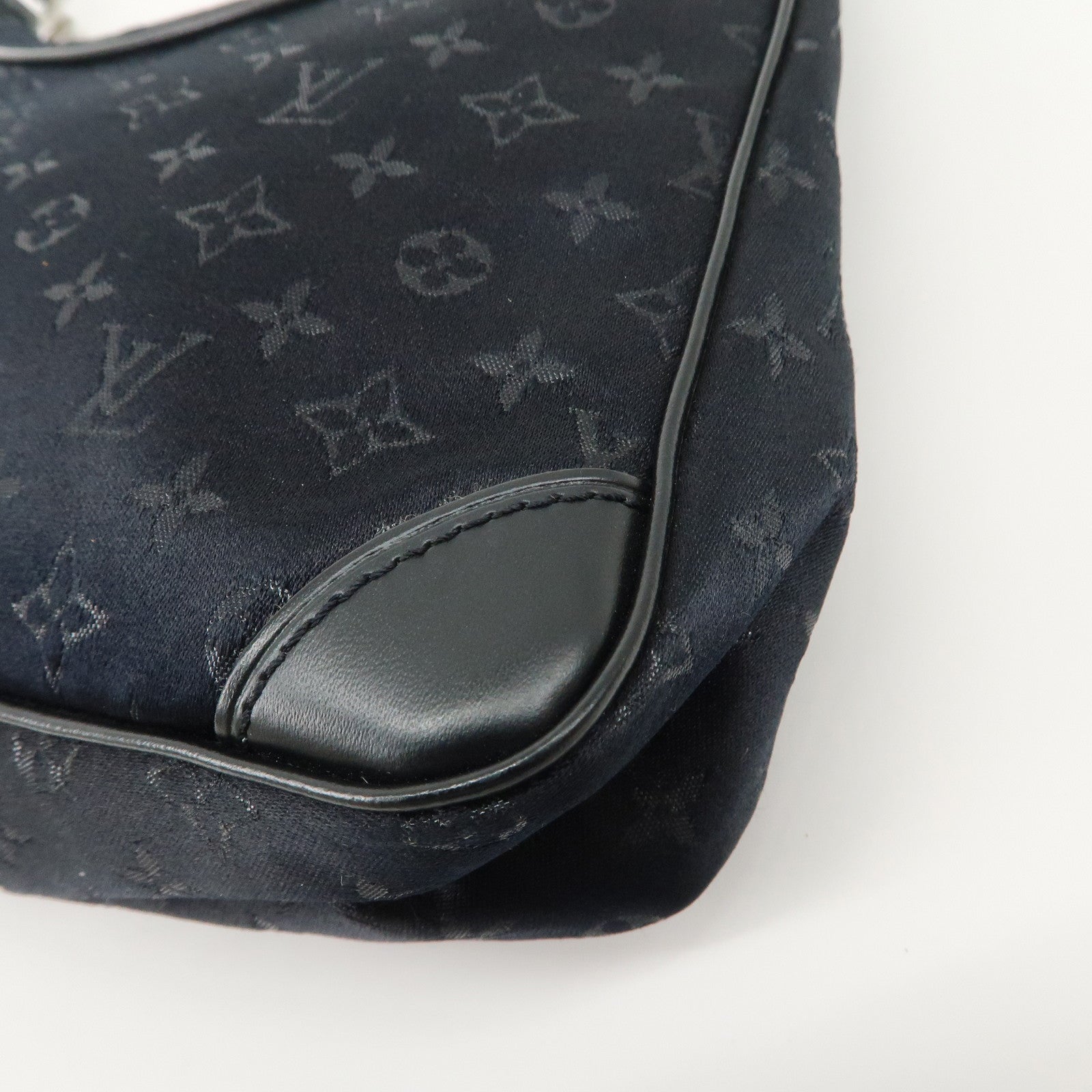 Louis Vuitton Monogram Satin Little Boulogne Hand Bag M92142