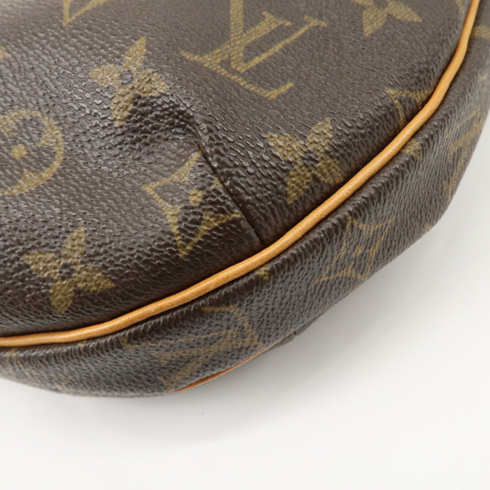 Louis Vuitton Monogram Croissant MM Shoulder Bag M51512 Used