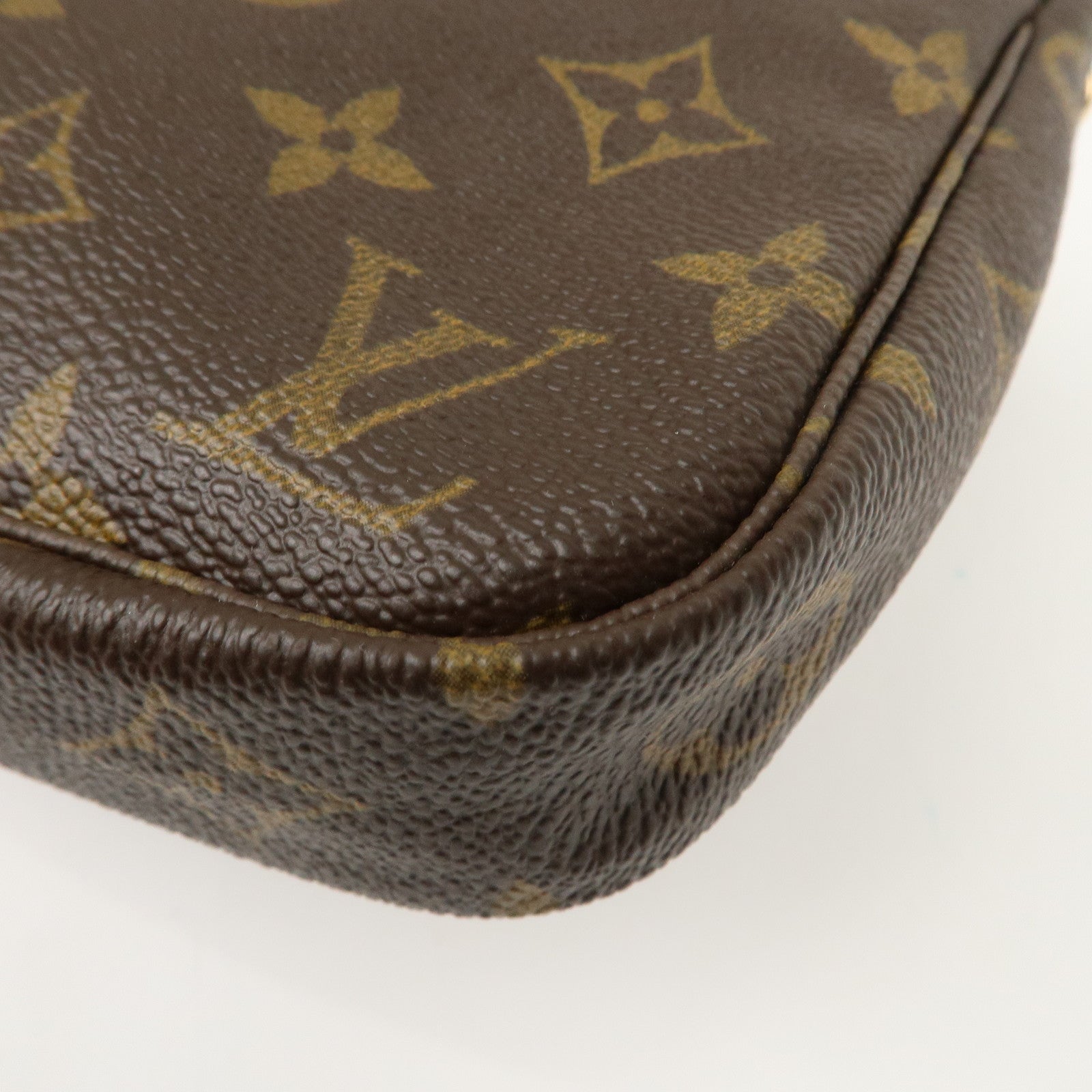 Louis Vuitton Monogram Pochette Accessoires Pouch M51980