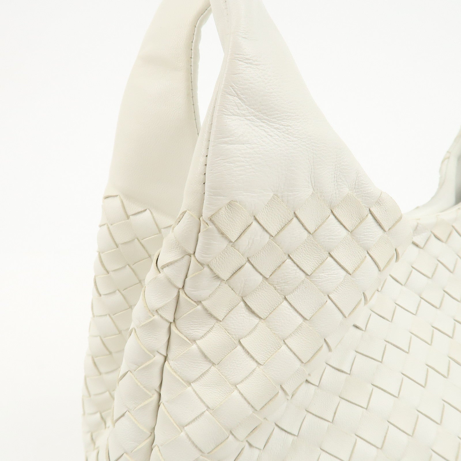 BOTTEGA VENETA Intrecciato Leather Campana Shoulder Bag White 125787