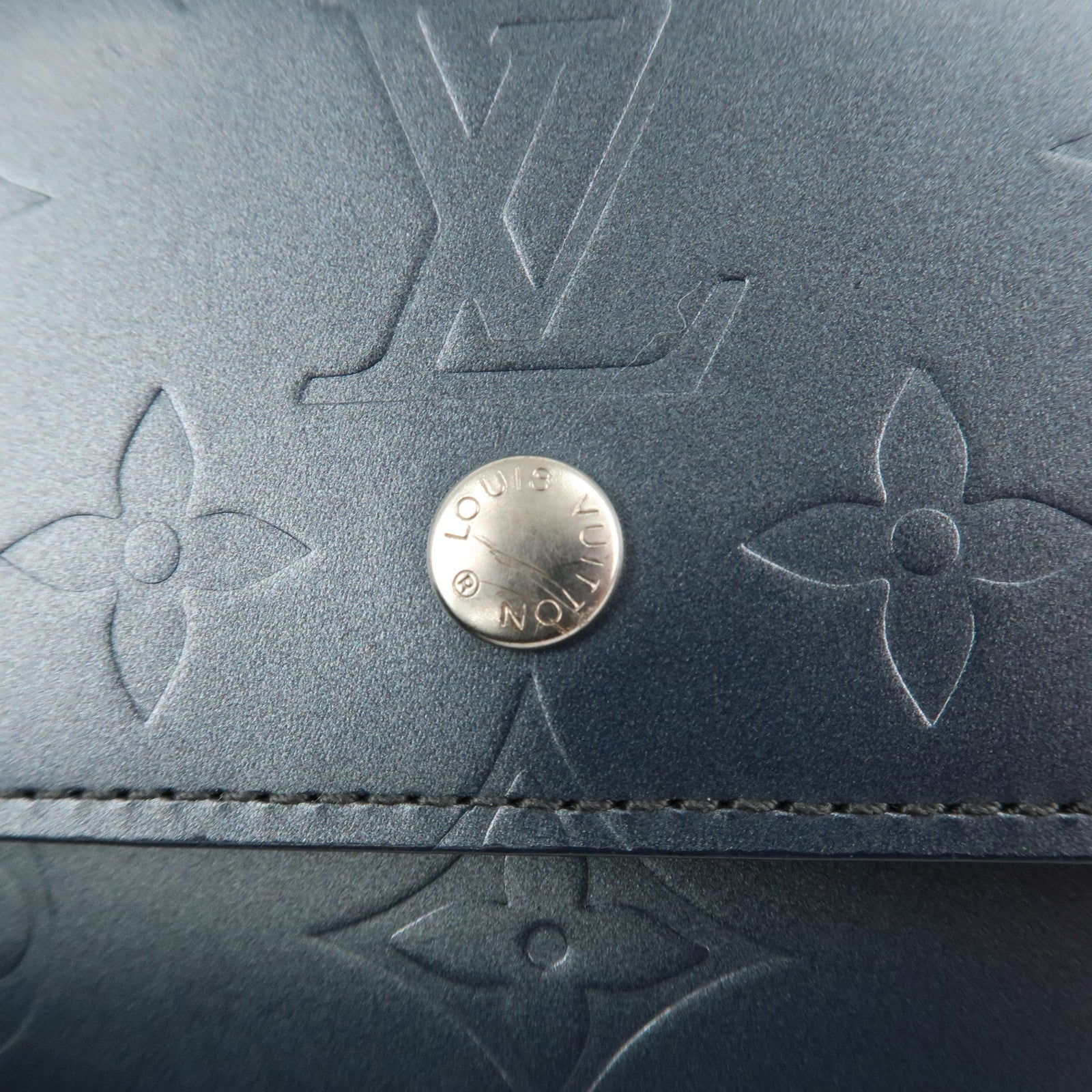 Louis Vuitton Monogram Matte Porte Monnaie Billets Credit M65115