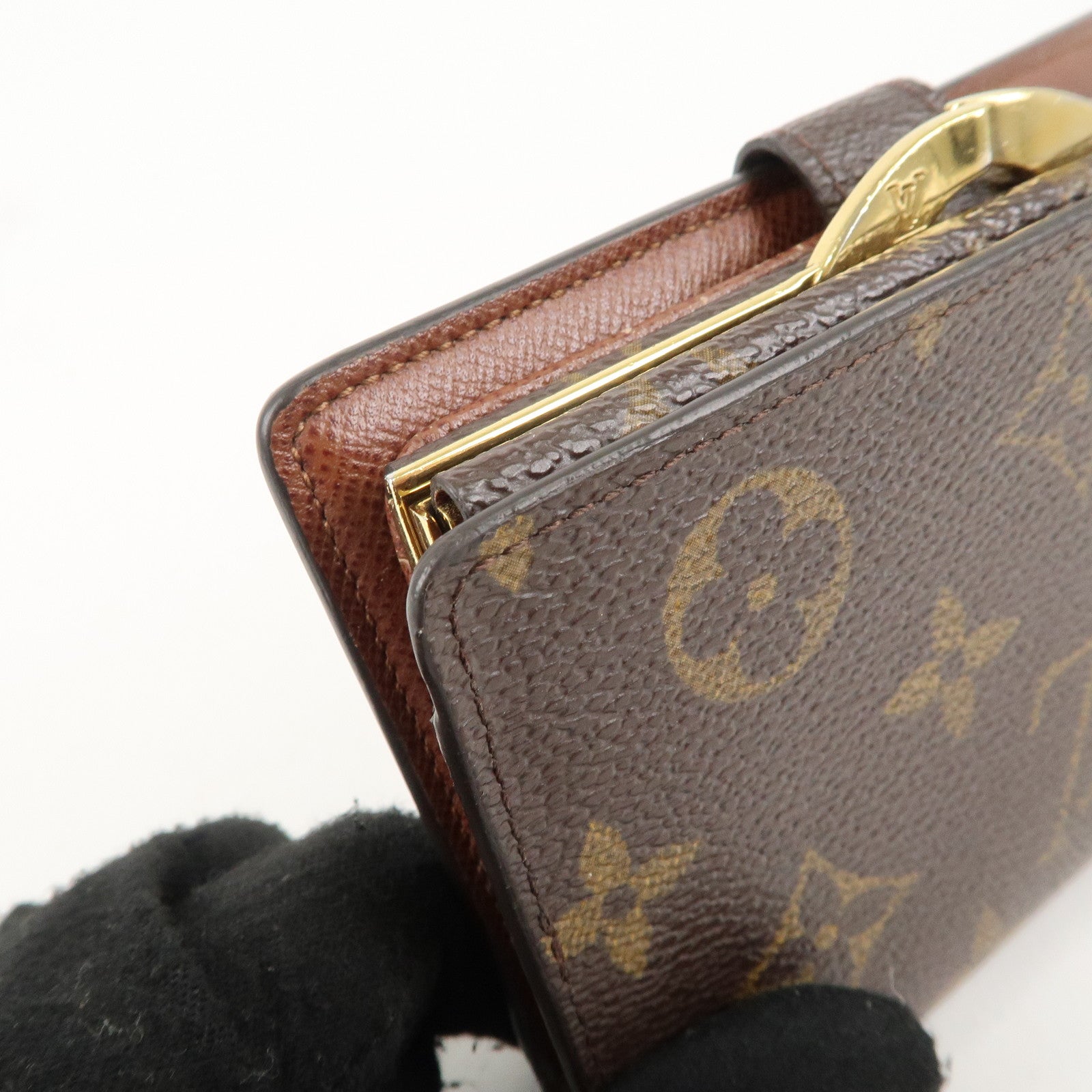 Louis Vuitton Monogram Porte Monnaie Billets Viennois M61663