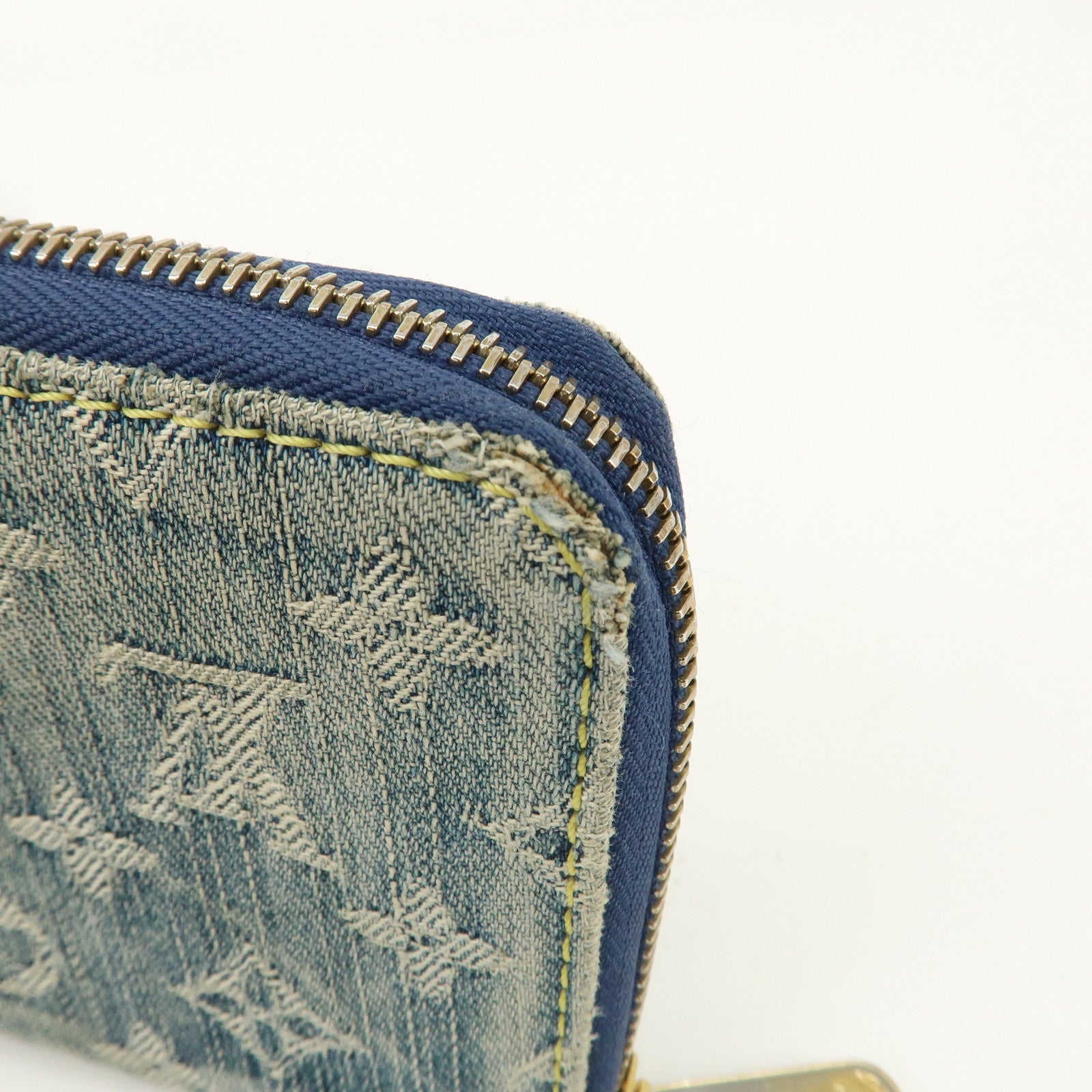 Louis Vuitton Monogram Denim Zippy Wallet M95341 Blue