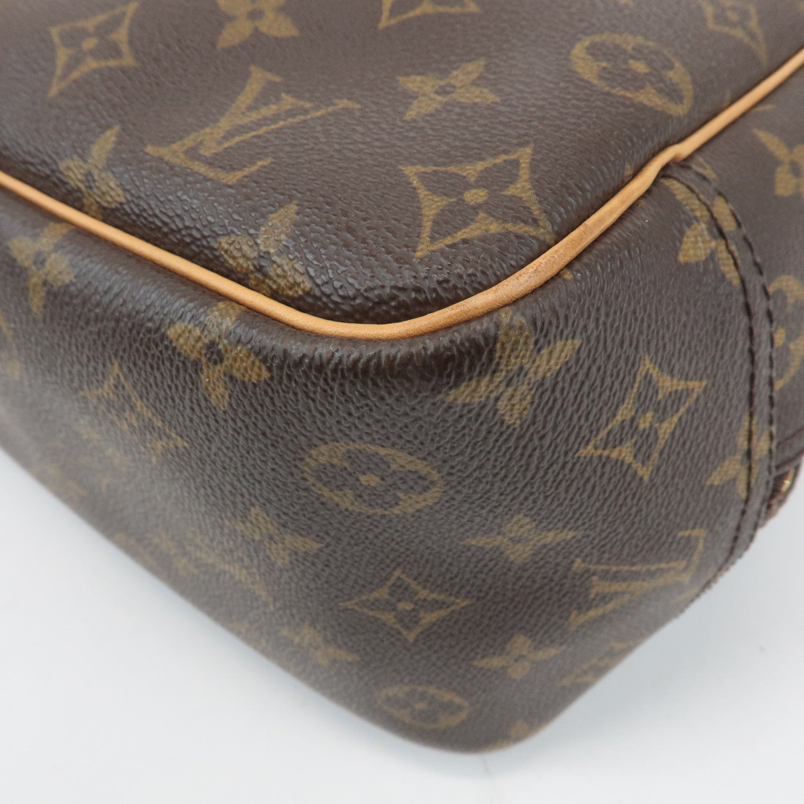 Louis Vuitton Monogram Deauville Hand Bag M47270