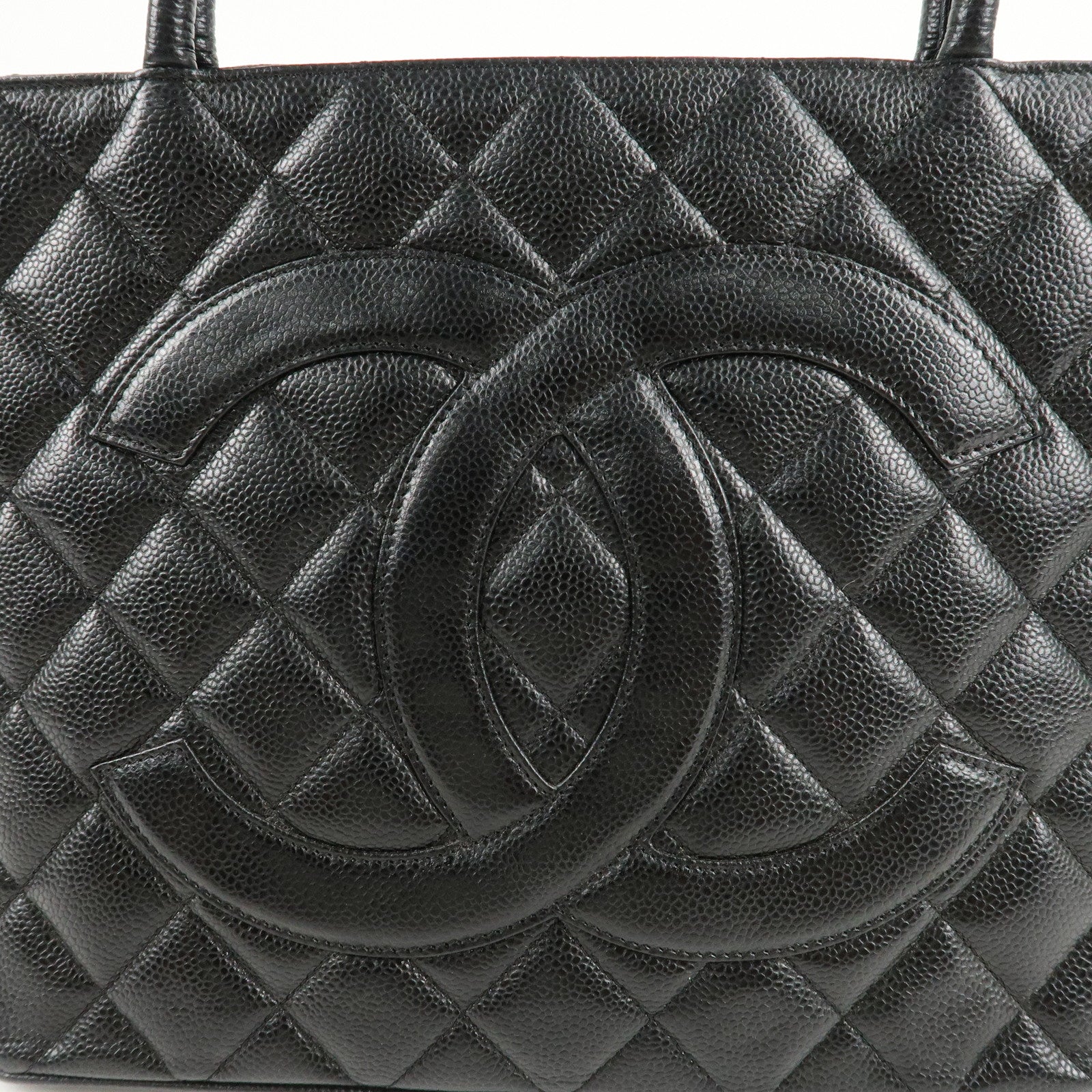 CHANEL Matelasse Caviar Skin Tote Bag Black A01804