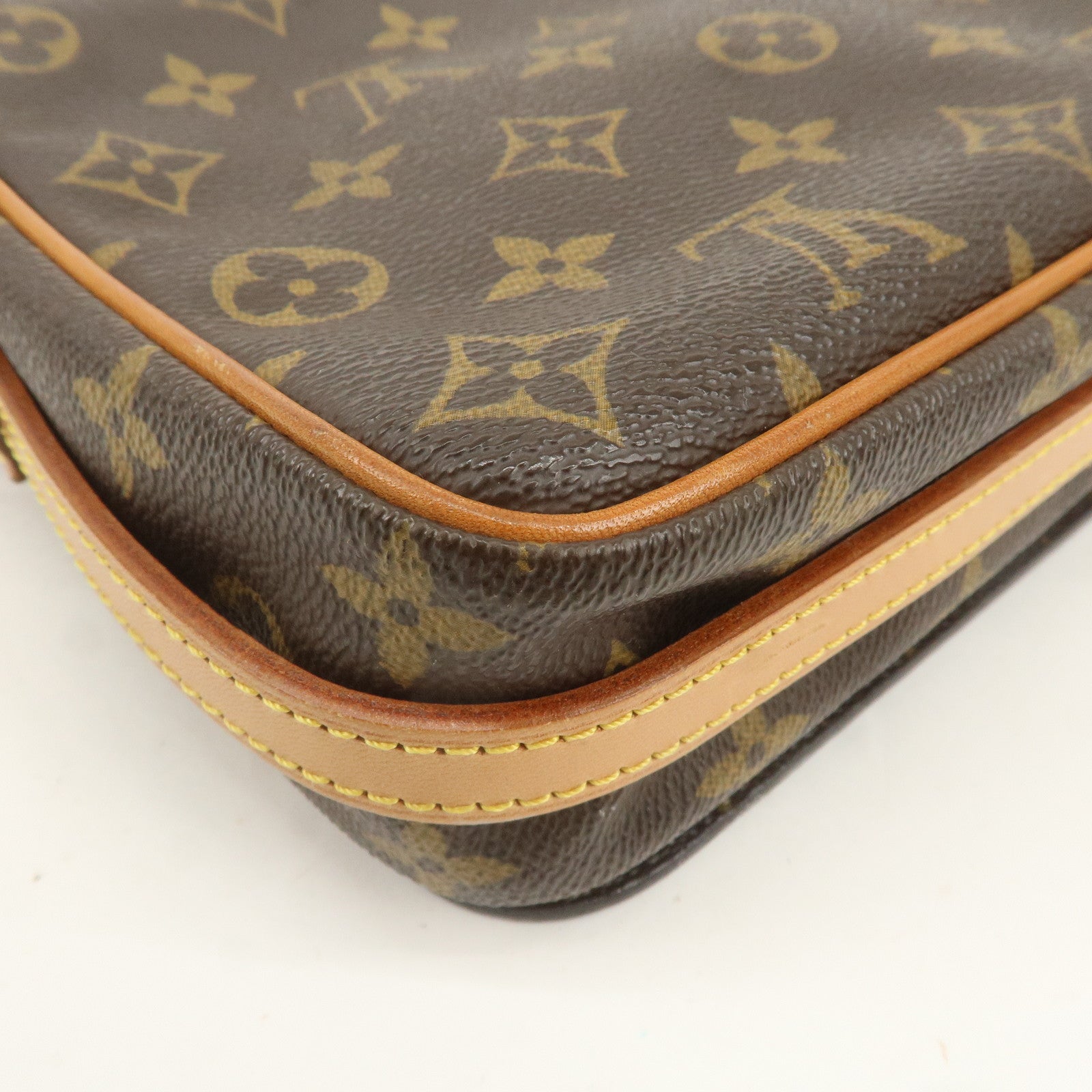 Louis Vuitton Monogram Saint Germain 28 Shoulder Bag M51207