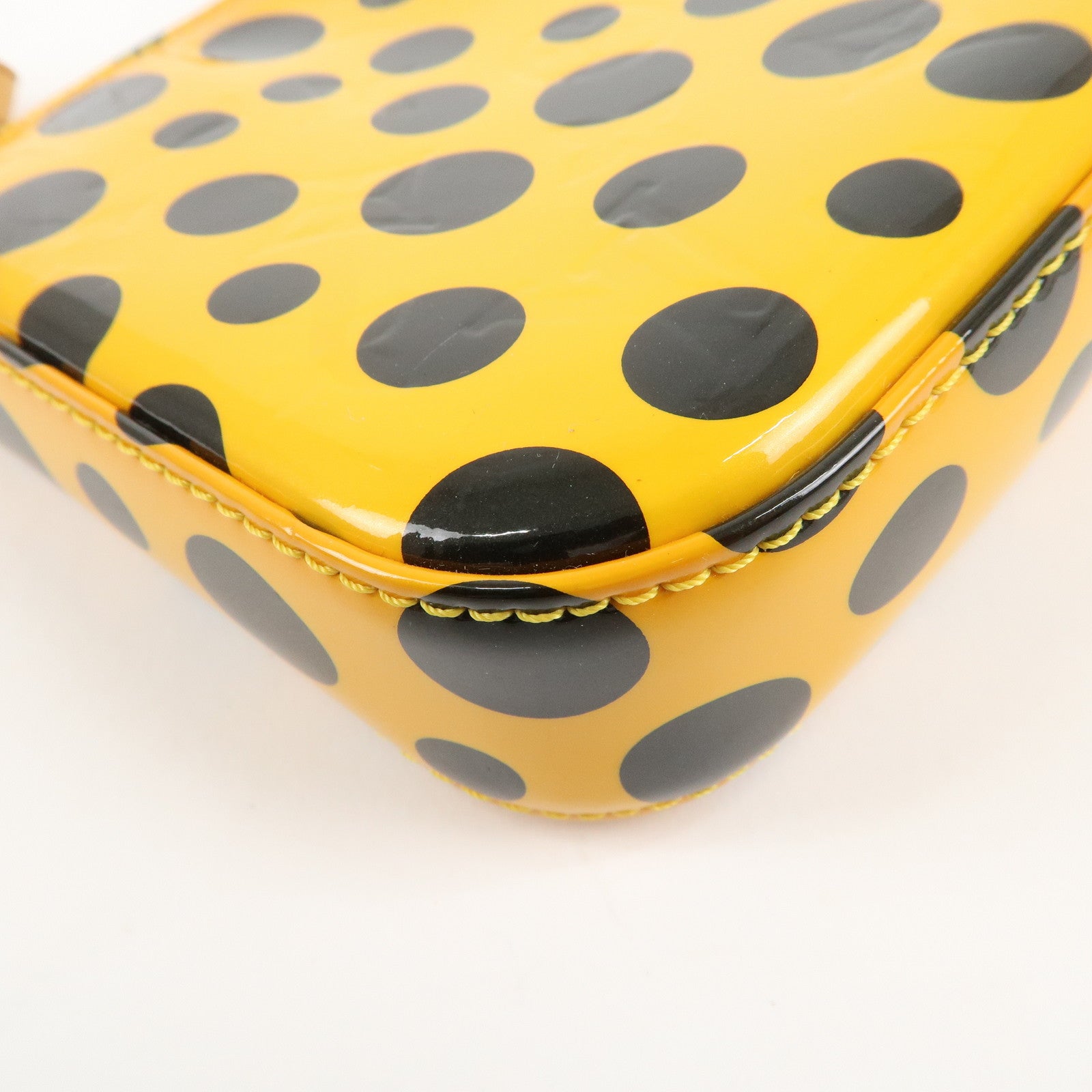 Louis Vuitton Vernis Pochette Accessoires Yayoi Kusama Dot M91426