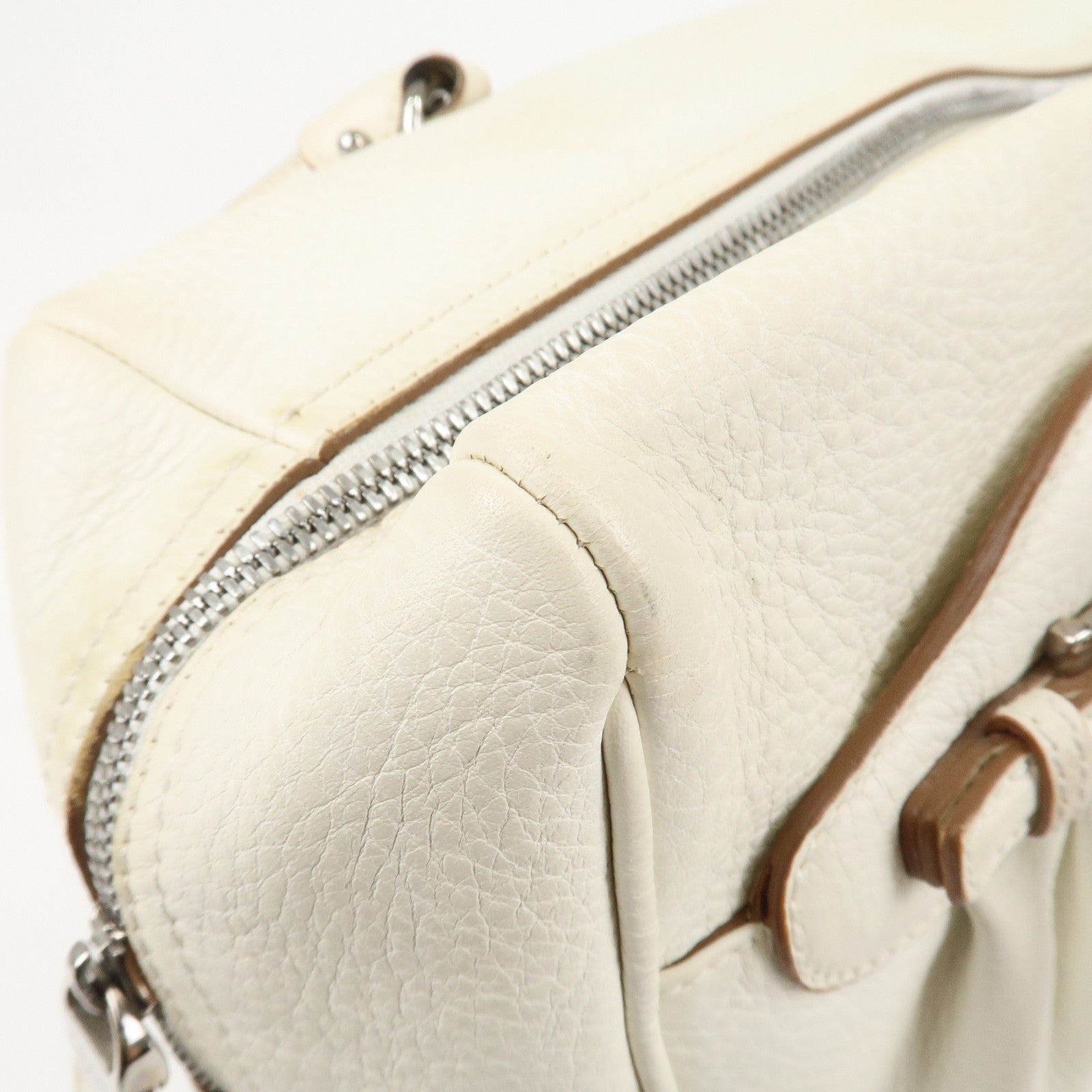 Ferragamo Gancini Leather Shoulder Bag Hand Bag White Used