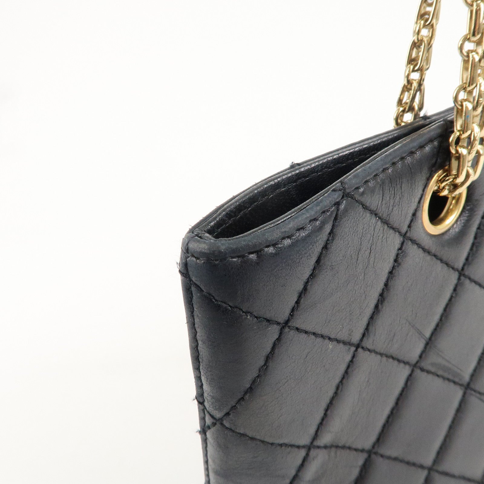 CHANEL Matelasse Lamb Skin Chain Shoulder Bag Black