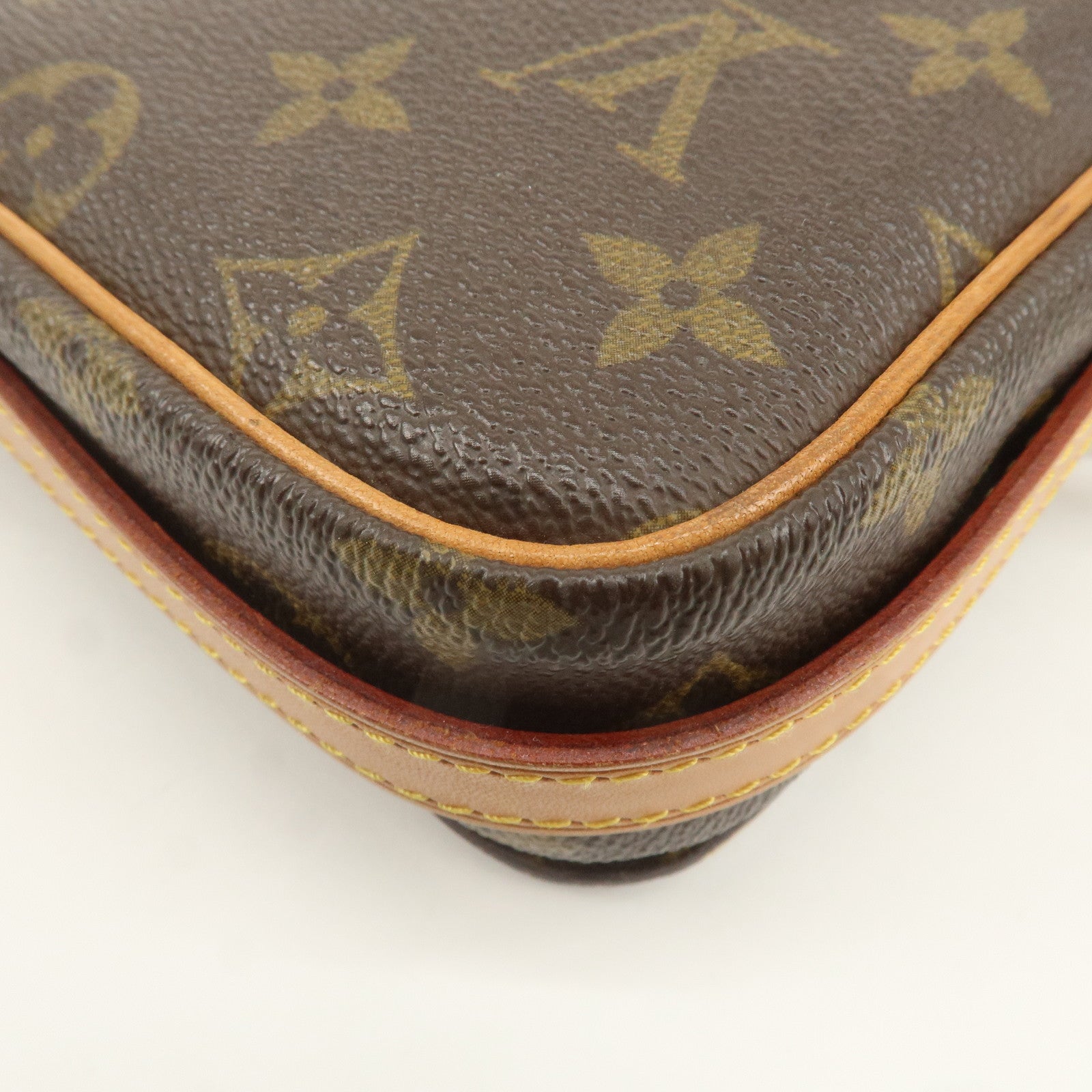 Louis Vuitton Monogram Saint Germain 24 Shoulder Bag M51210