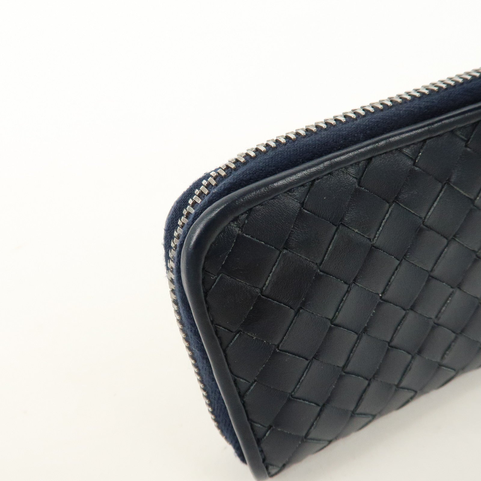 BOTTEGA VENETA Intrecciato Leather Zip Round Coin Case Navy