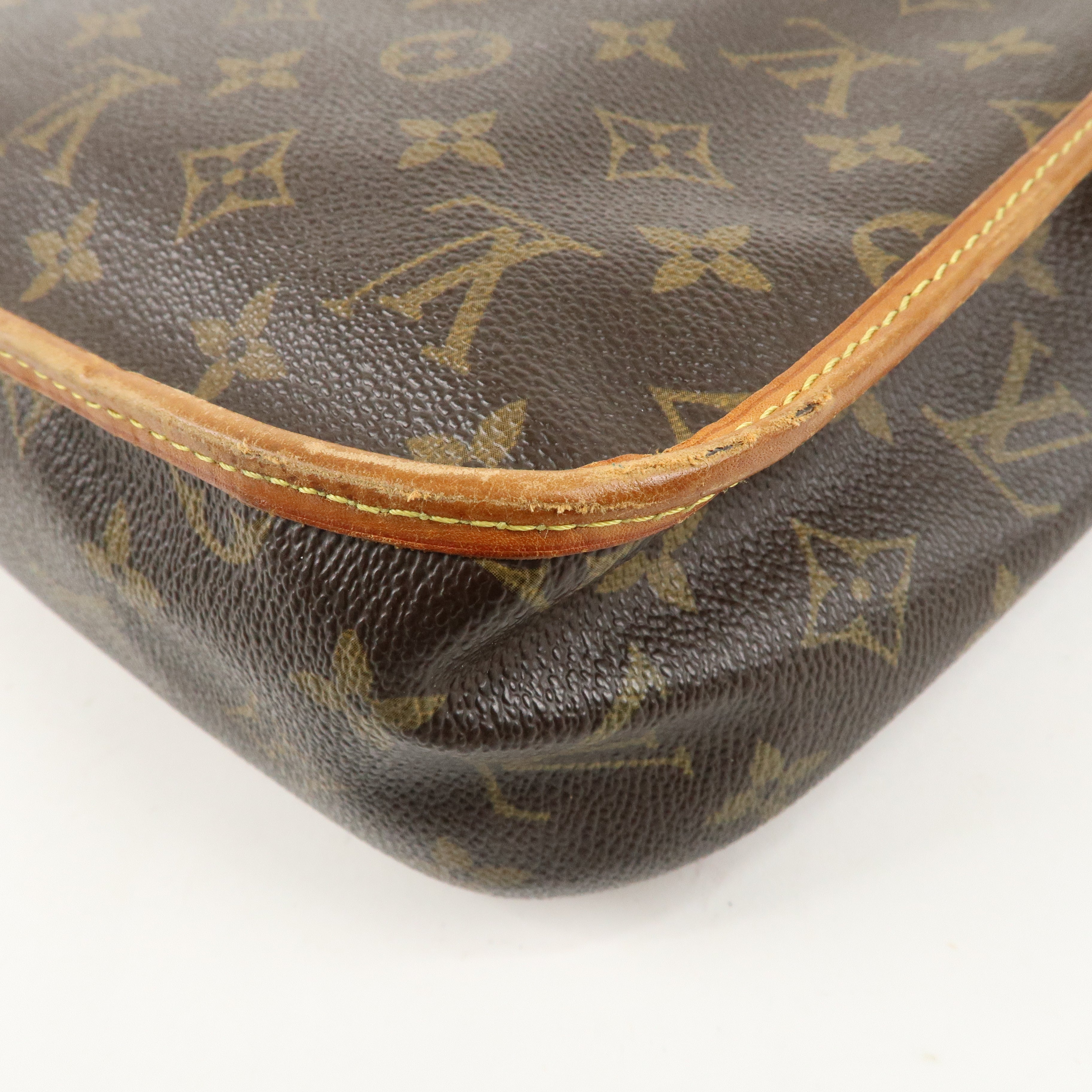 Louis Vuitton Monogram Messenger Bosphore PM Shoulder Bag M40106