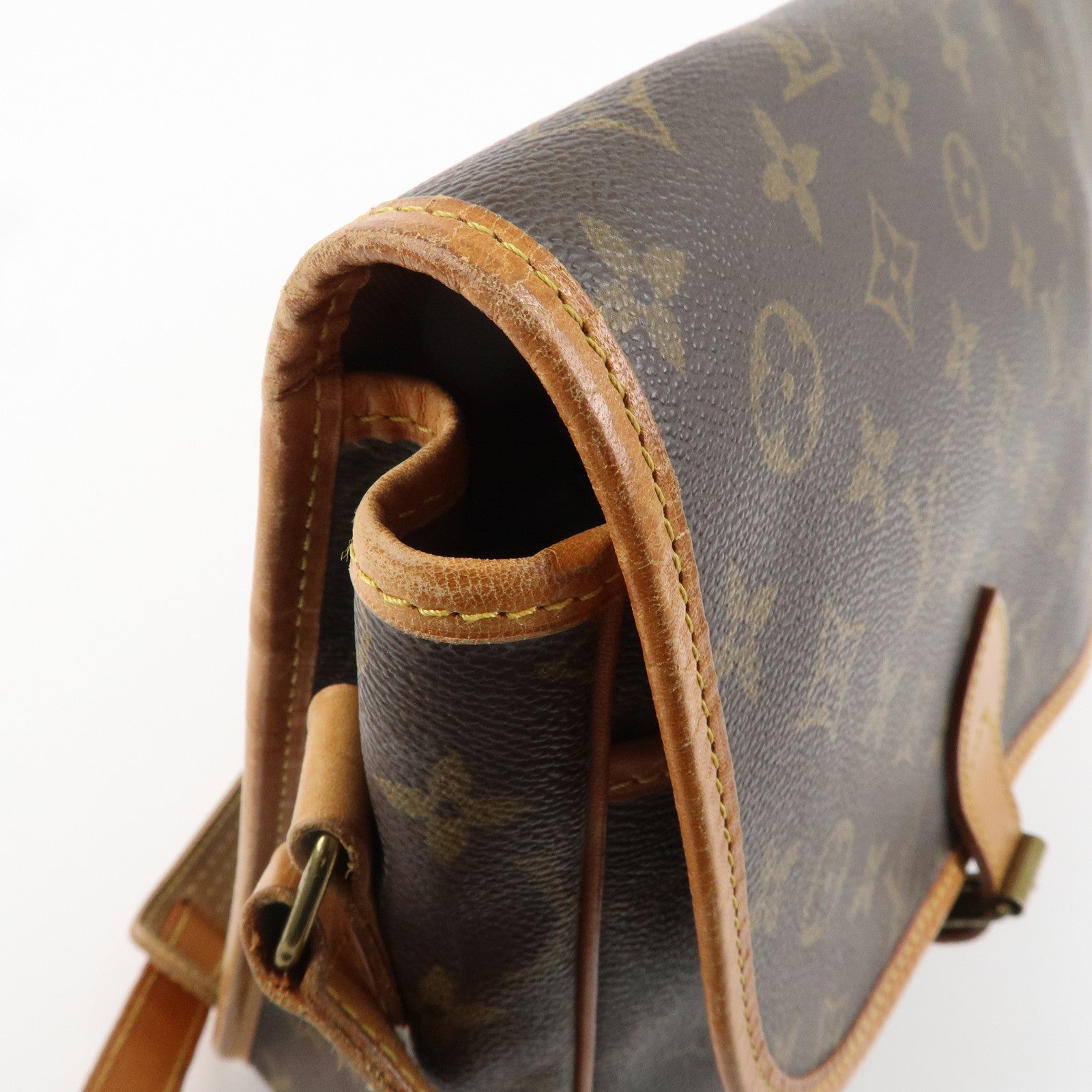 Louis Vuitton Monogram Gibeciere GM Shoulder Bag M42246