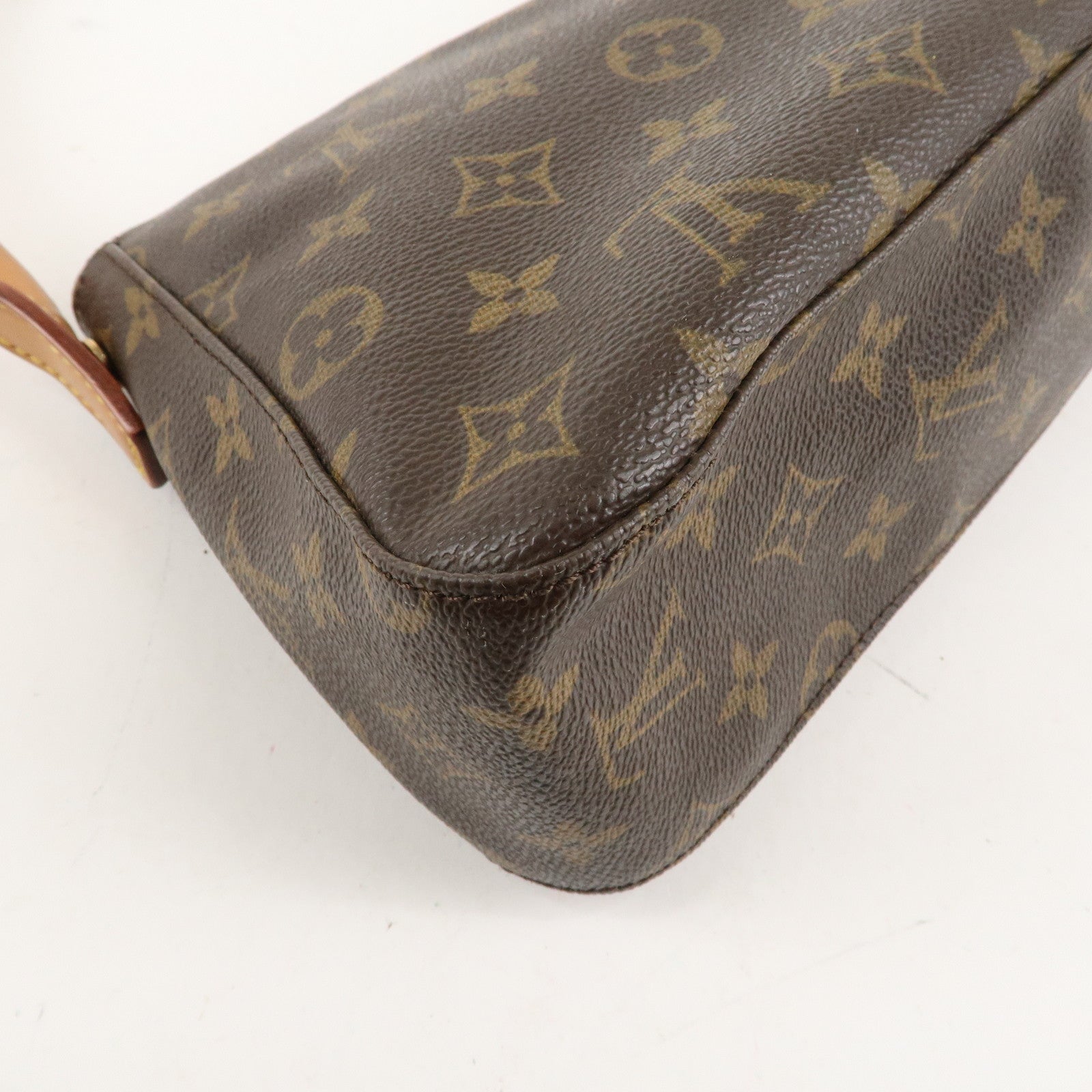 Louis Vuitton Monogram Mini Looping Shoulder Bag Hand Bag M51147