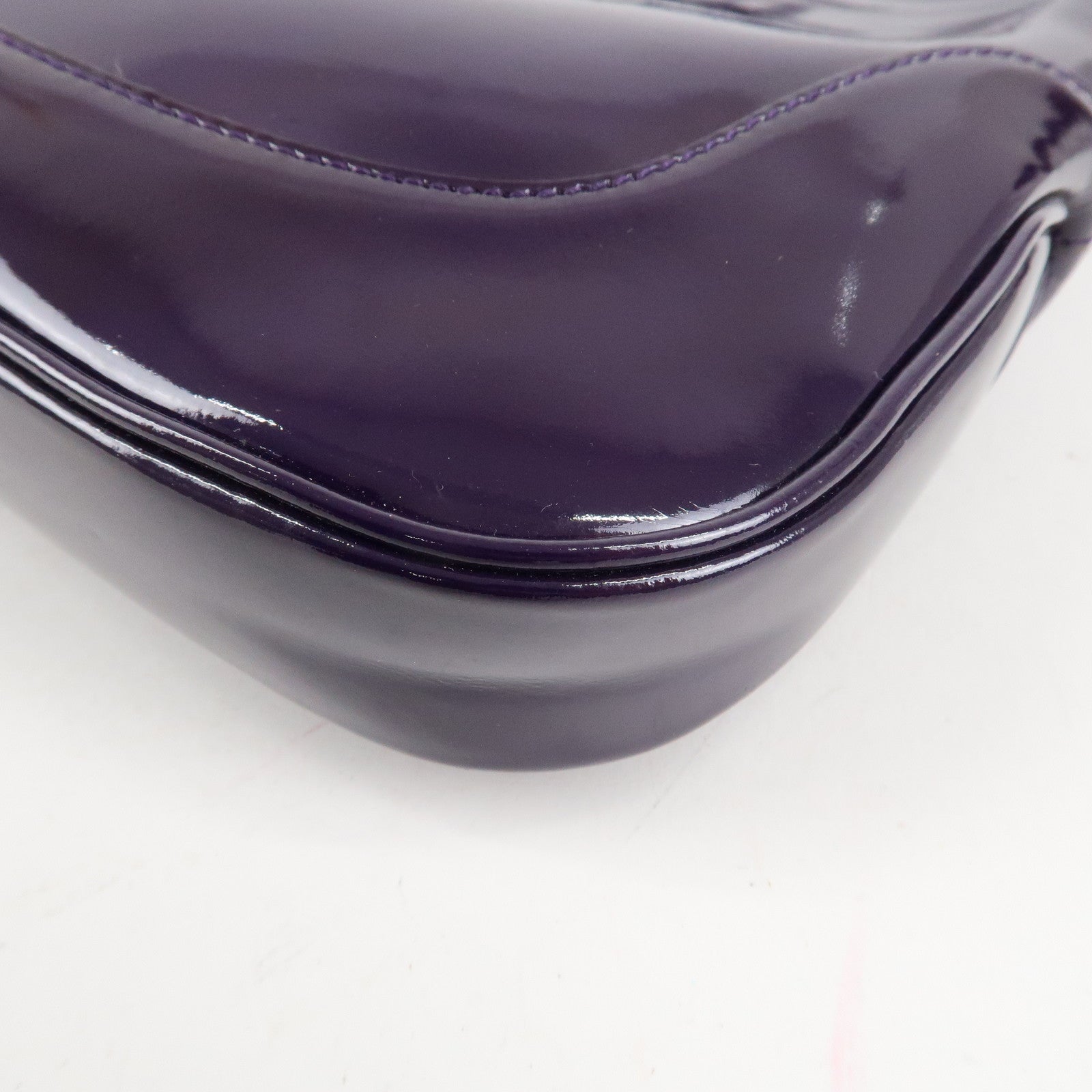 GUCCI Jackie Patent Leather Shoulder Bag Purple 001.3306